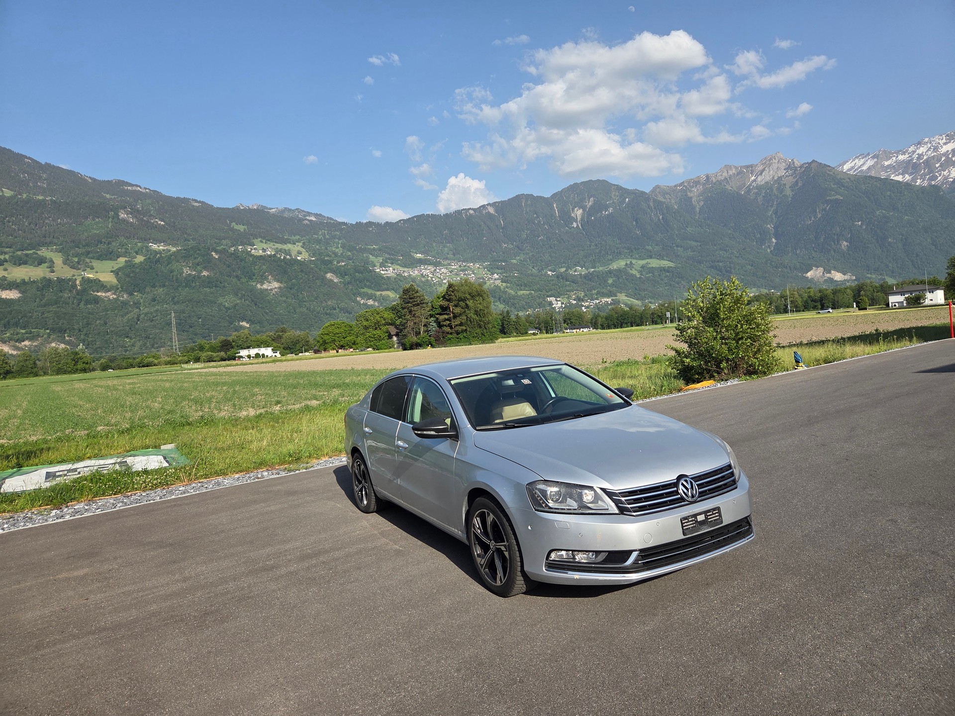 VW Passat 1.8 TSI Highline DSG-image-1