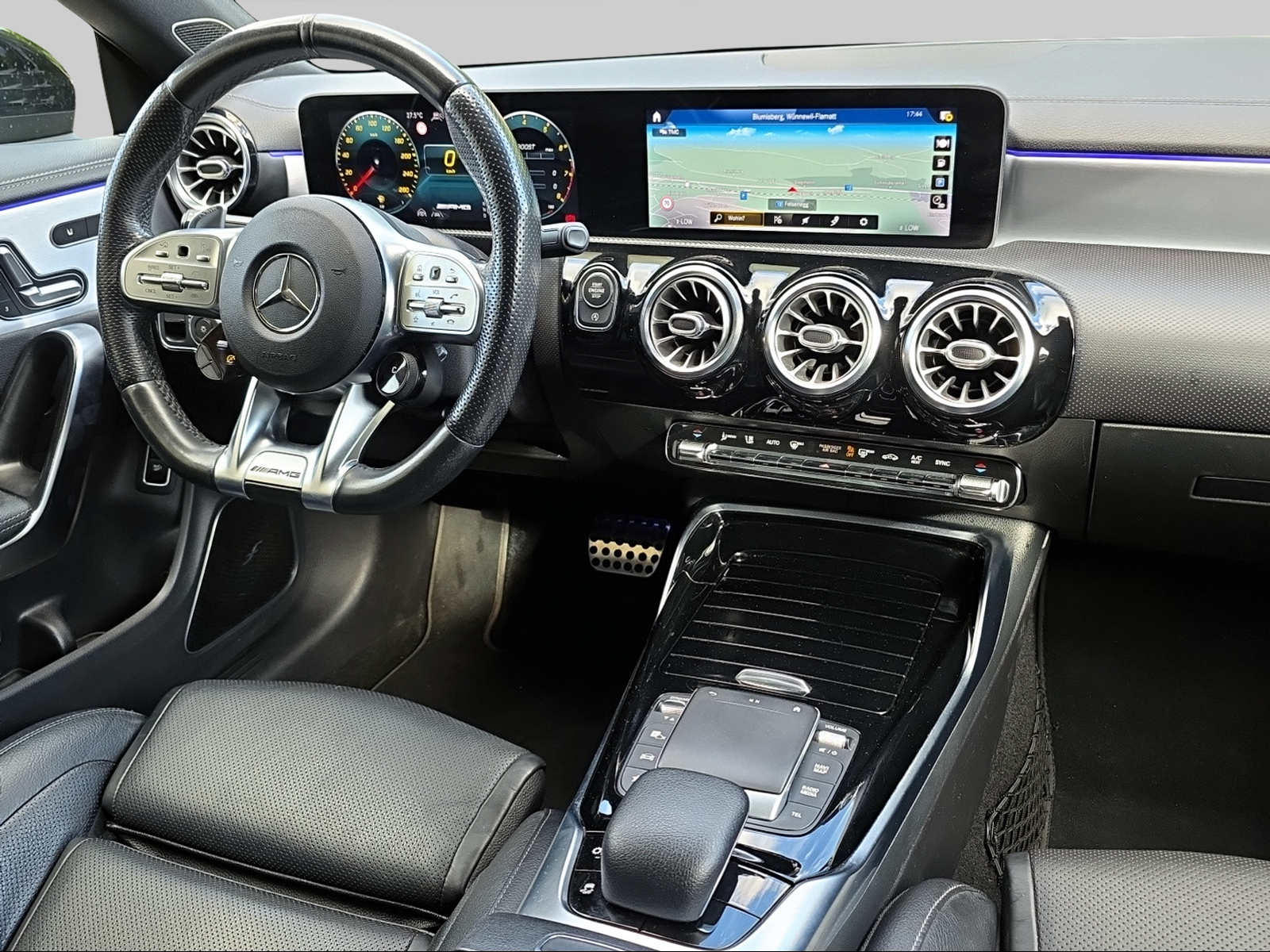 MERCEDES-BENZ CLA 35 AMG 4Matic 7G-DCT-image-11