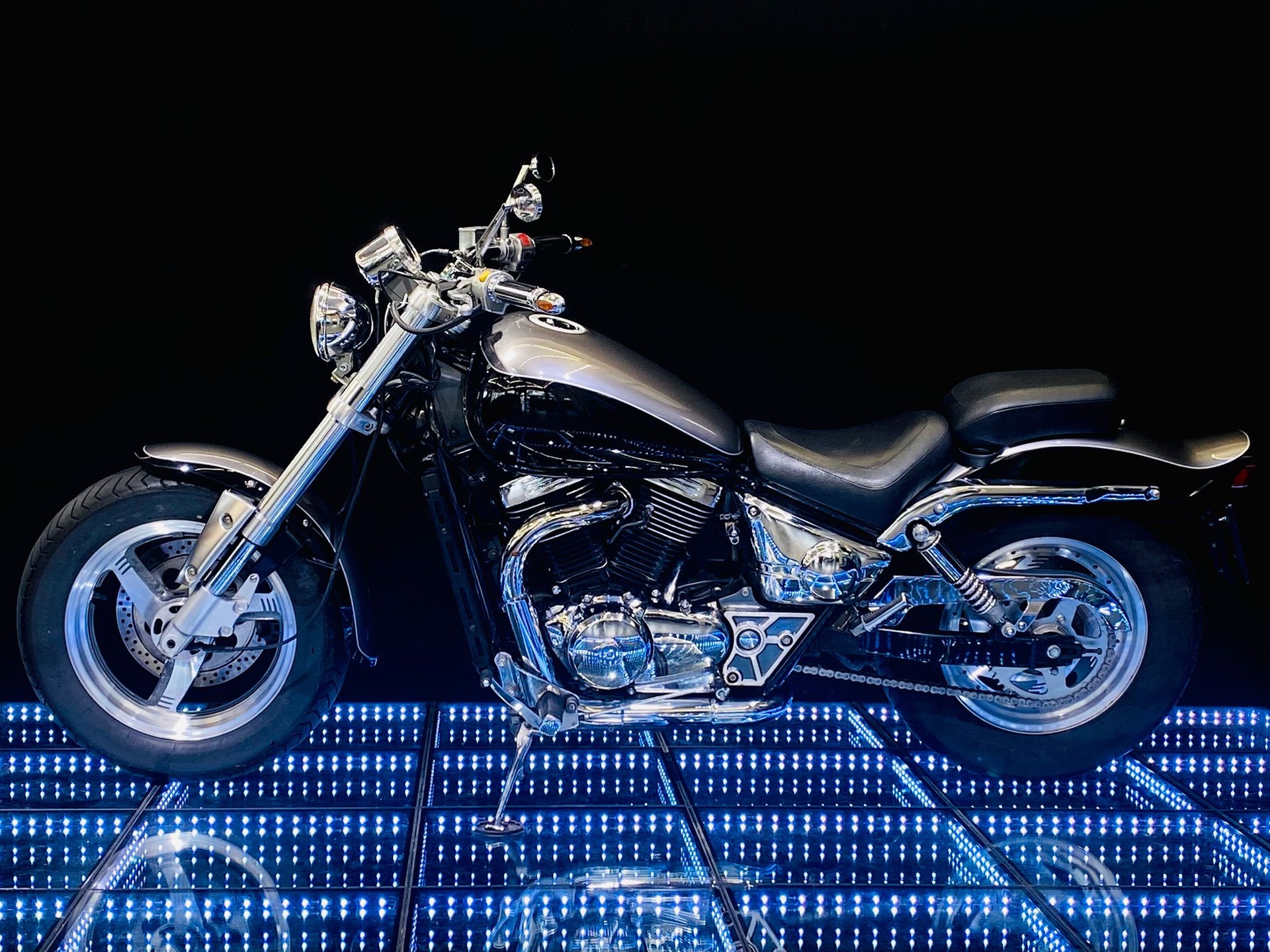 SUZUKI VZ 800 Marauder V-image-3