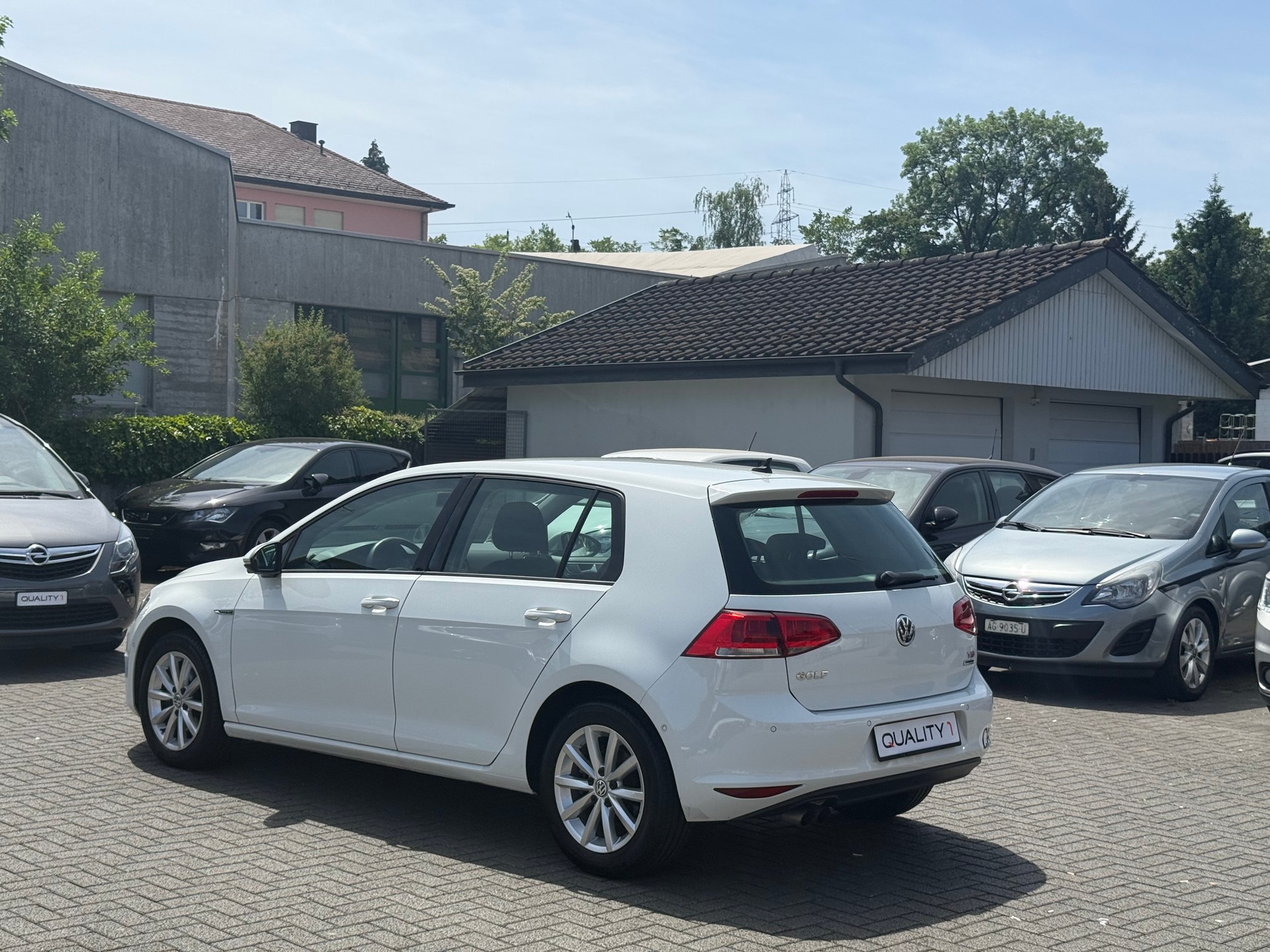 VW Golf 1.4 TSI Lounge-image-7
