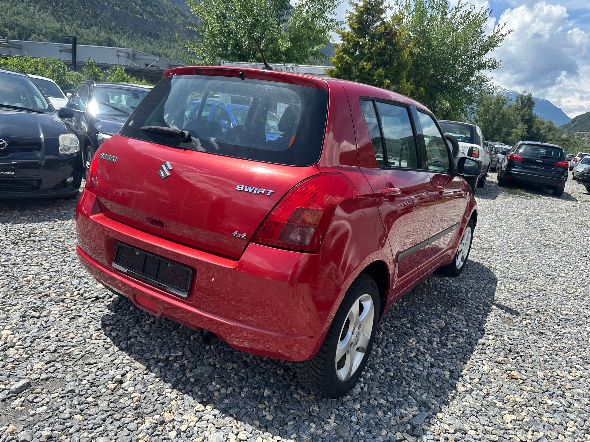SUZUKI Swift 1.3i 16V GL Top 4x4-image-10