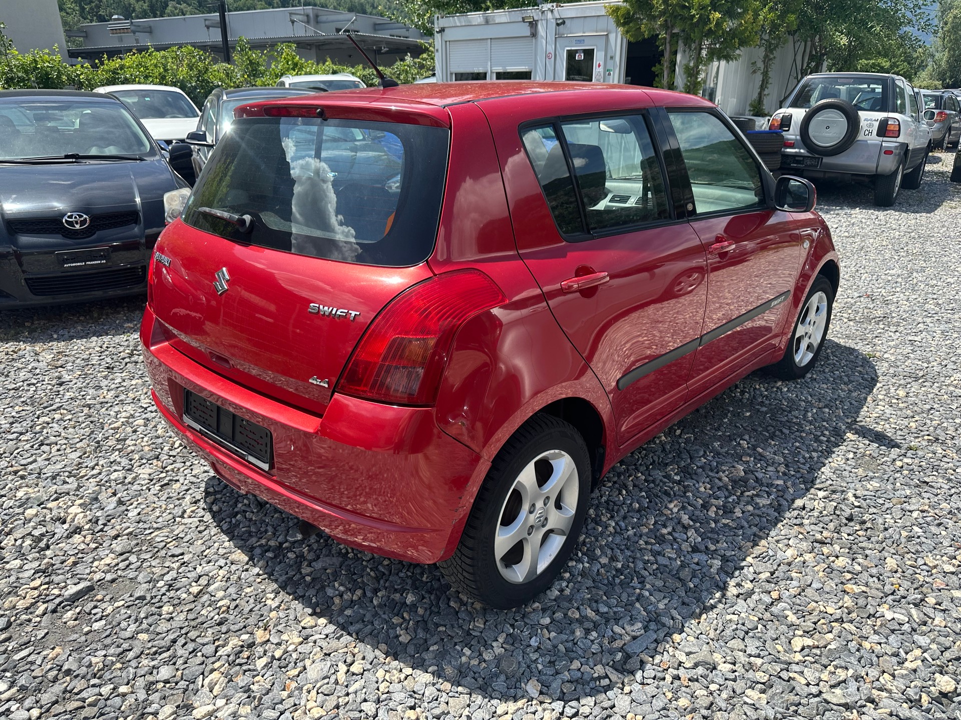 SUZUKI Swift 1.3i 16V GL Top 4x4-image-7