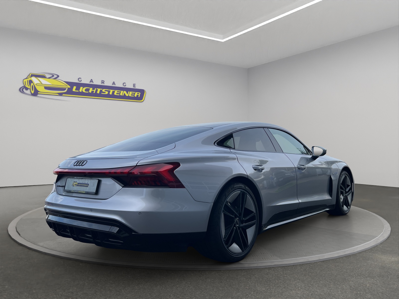 AUDI e-tron GT quattro-image-6