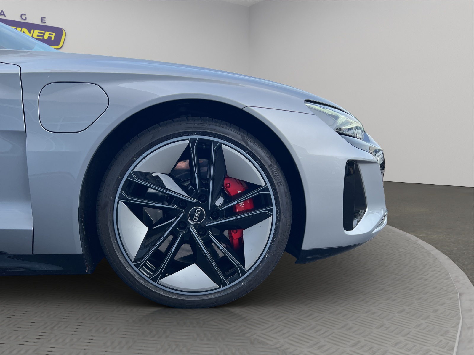 AUDI e-tron GT quattro-image-22