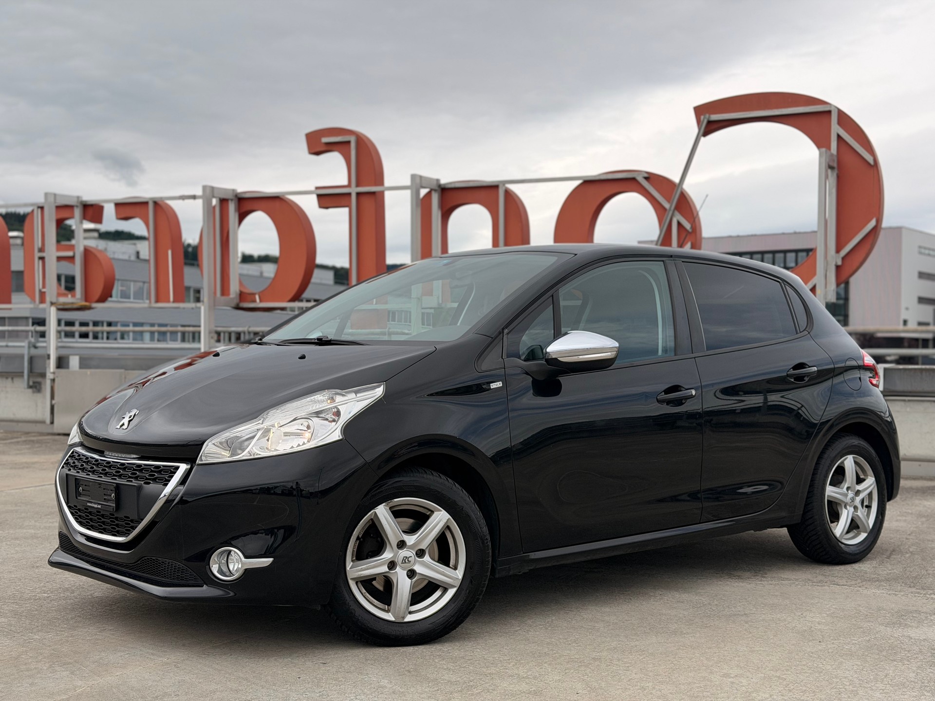 PEUGEOT 208 1.2 VTI Style