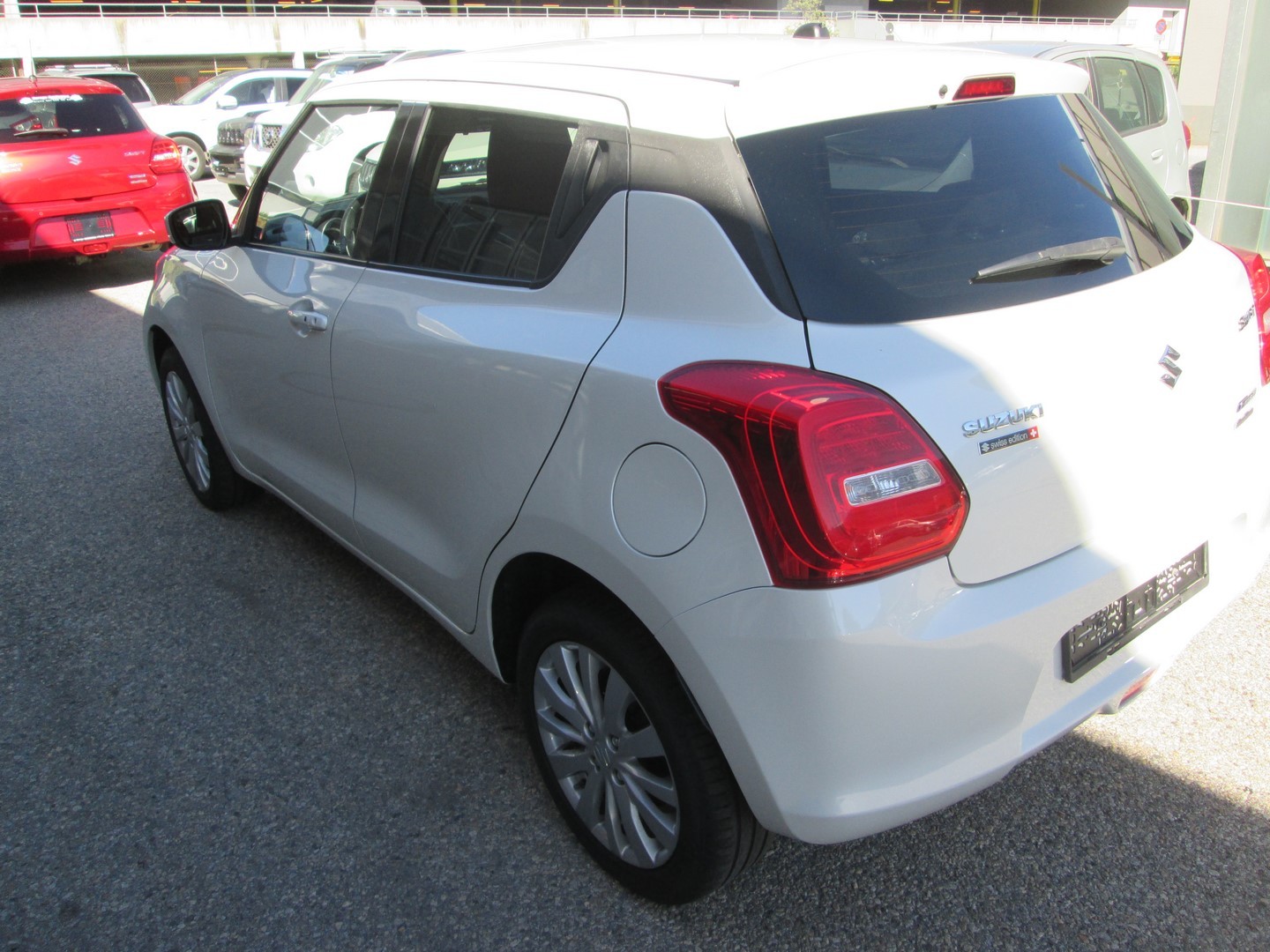 SUZUKI Swift 1.2i 16V SHVS Compact Top Hybrid Allgrip 4x4-image-1