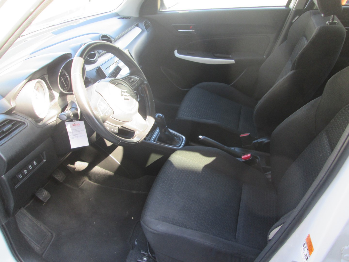 SUZUKI Swift 1.2i 16V SHVS Compact Top Hybrid Allgrip 4x4-image-4