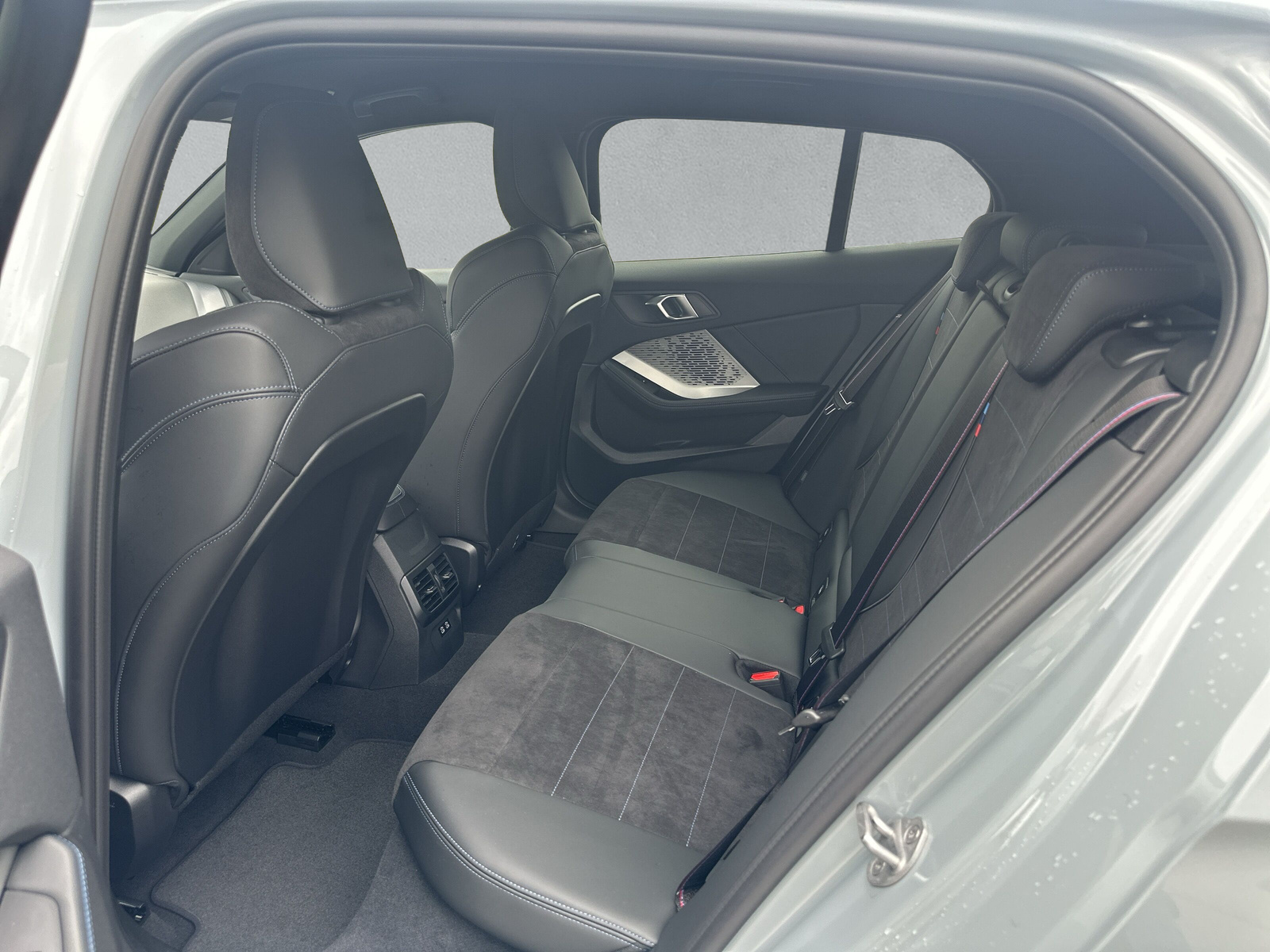 BMW 123 xDrive M Sport Pro Steptronic-image-15