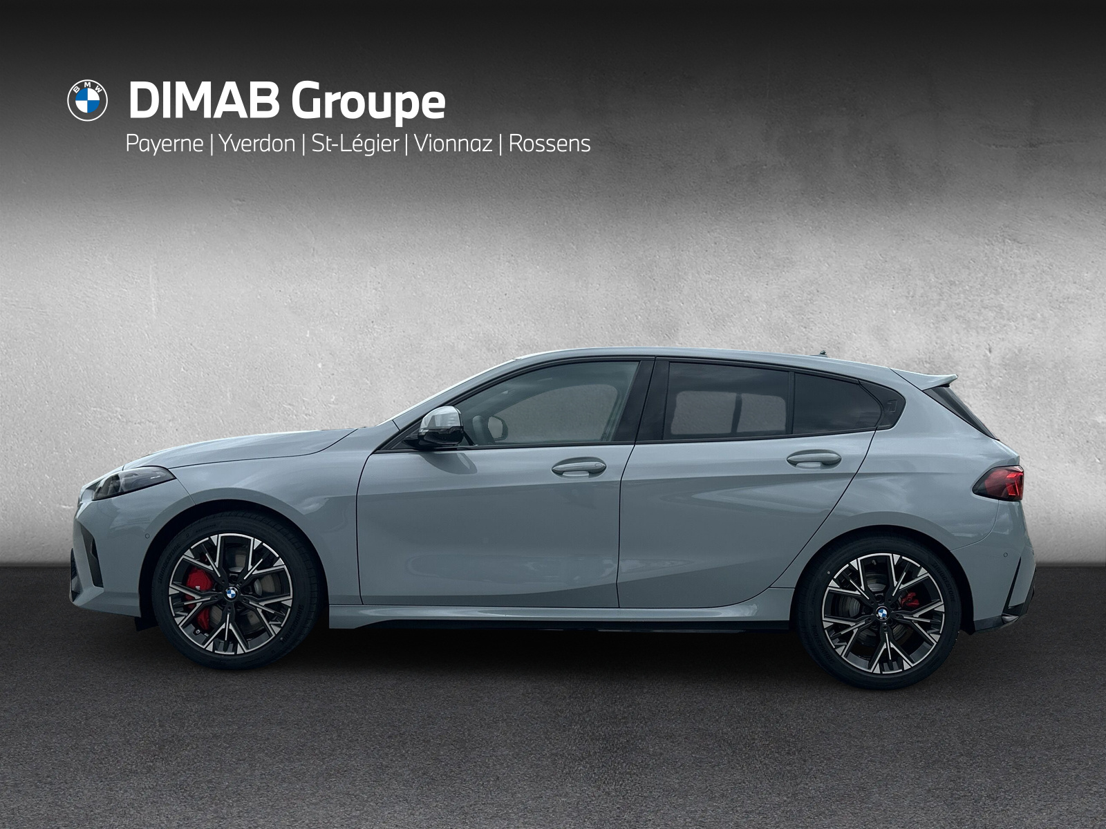 BMW 123 xDrive M Sport Pro Steptronic-showroom-element-1