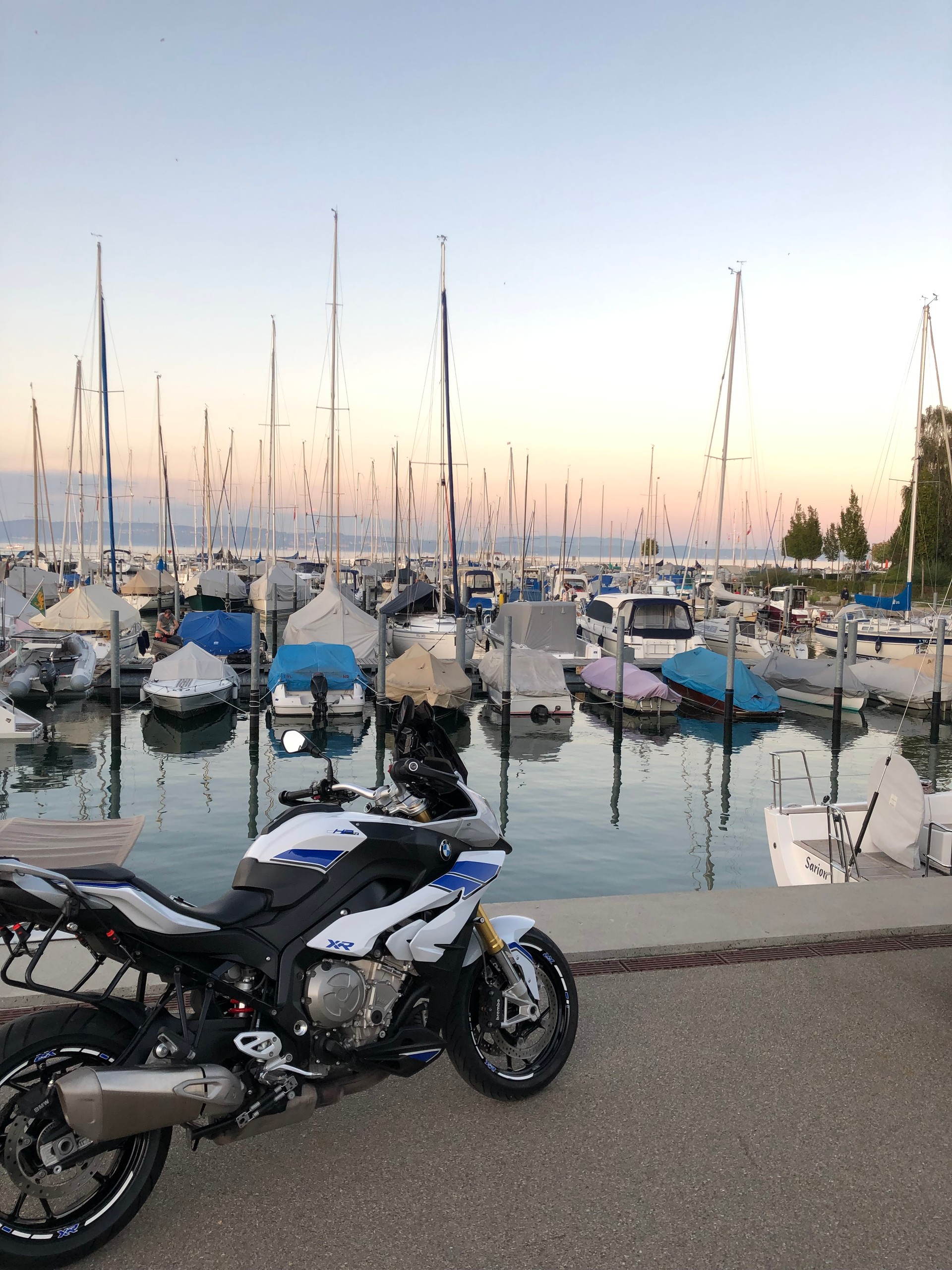 BMW S 1000 XR ABS-image-2