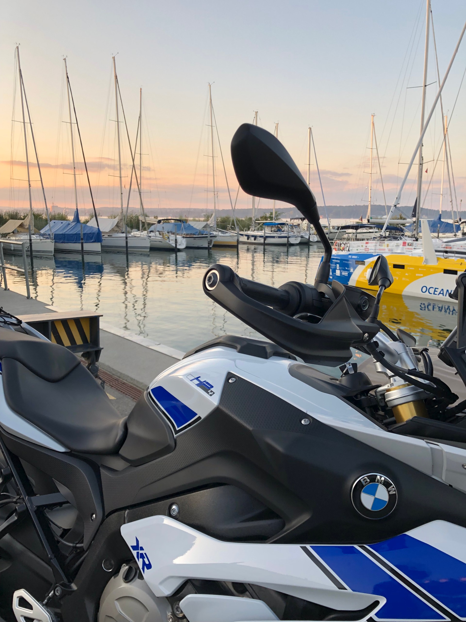 BMW S 1000 XR ABS-image-3