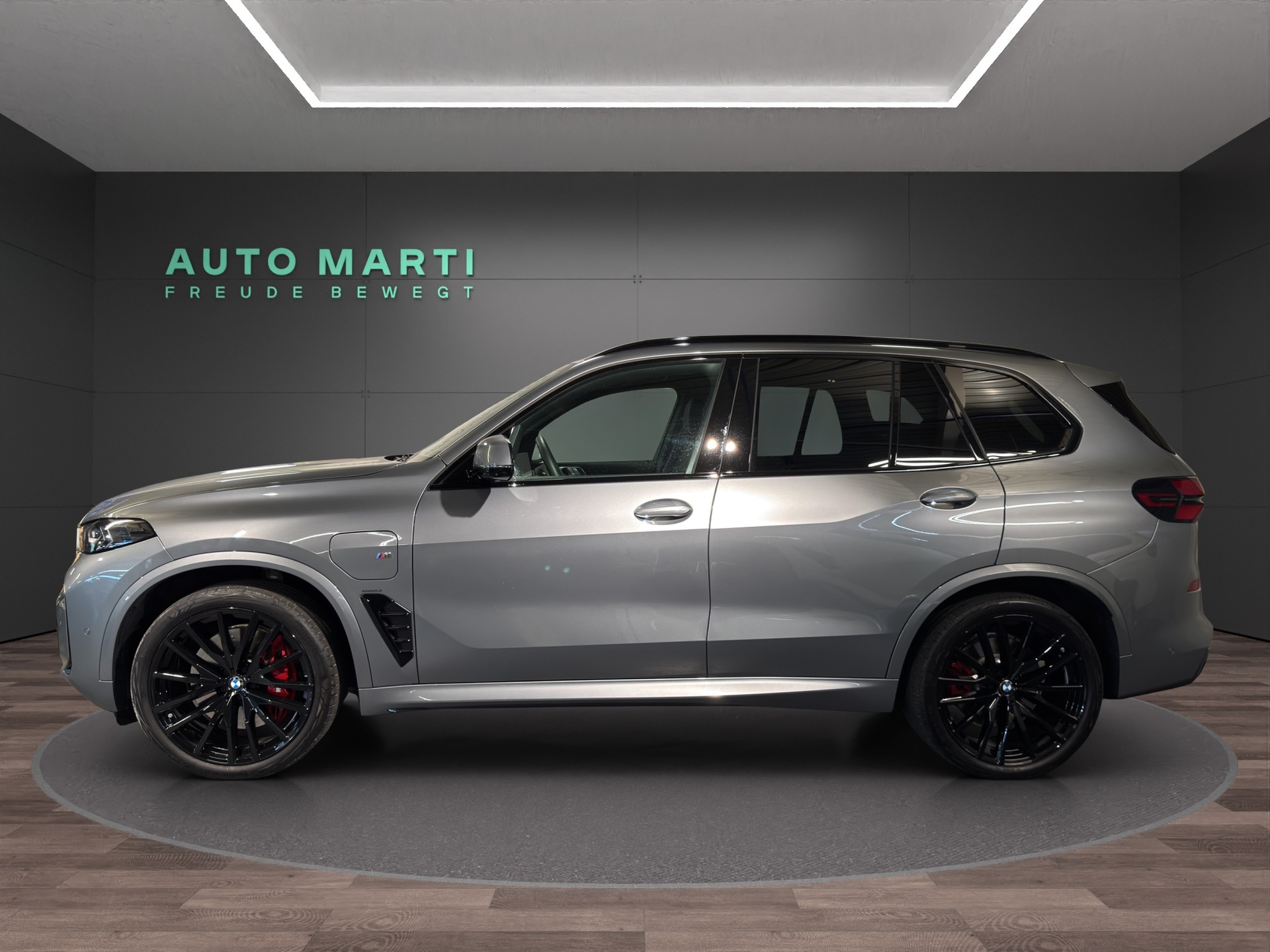 BMW X5 50e xDrive M Sport-showroom-element-2