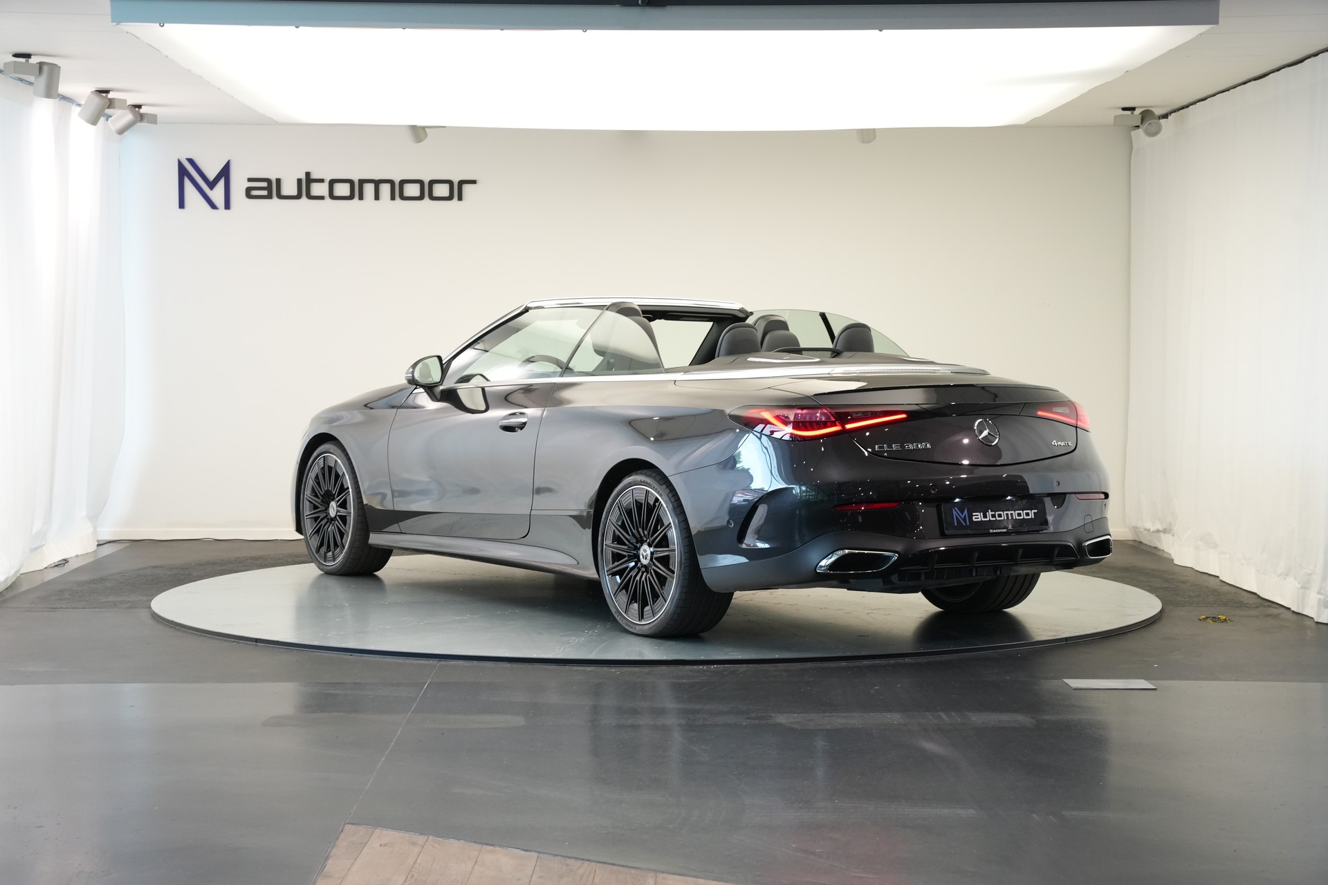 MERCEDES-BENZ CLE 300 Cabrio 4Matic 9G-Tronic *CH-Fahrzeug* *Burmester* *HuD*-image-6