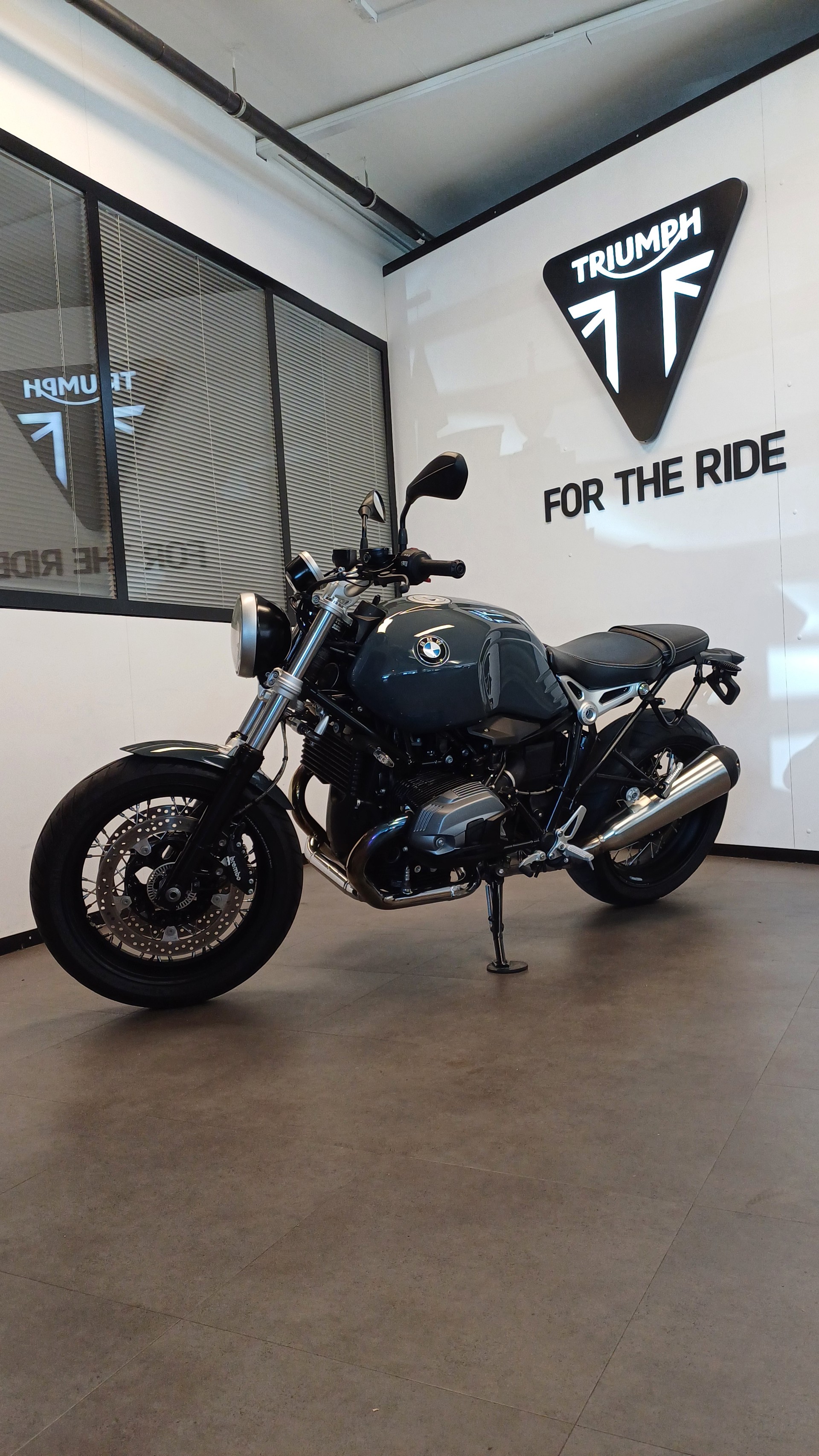 BMW R nineT Pure ABS-image-7