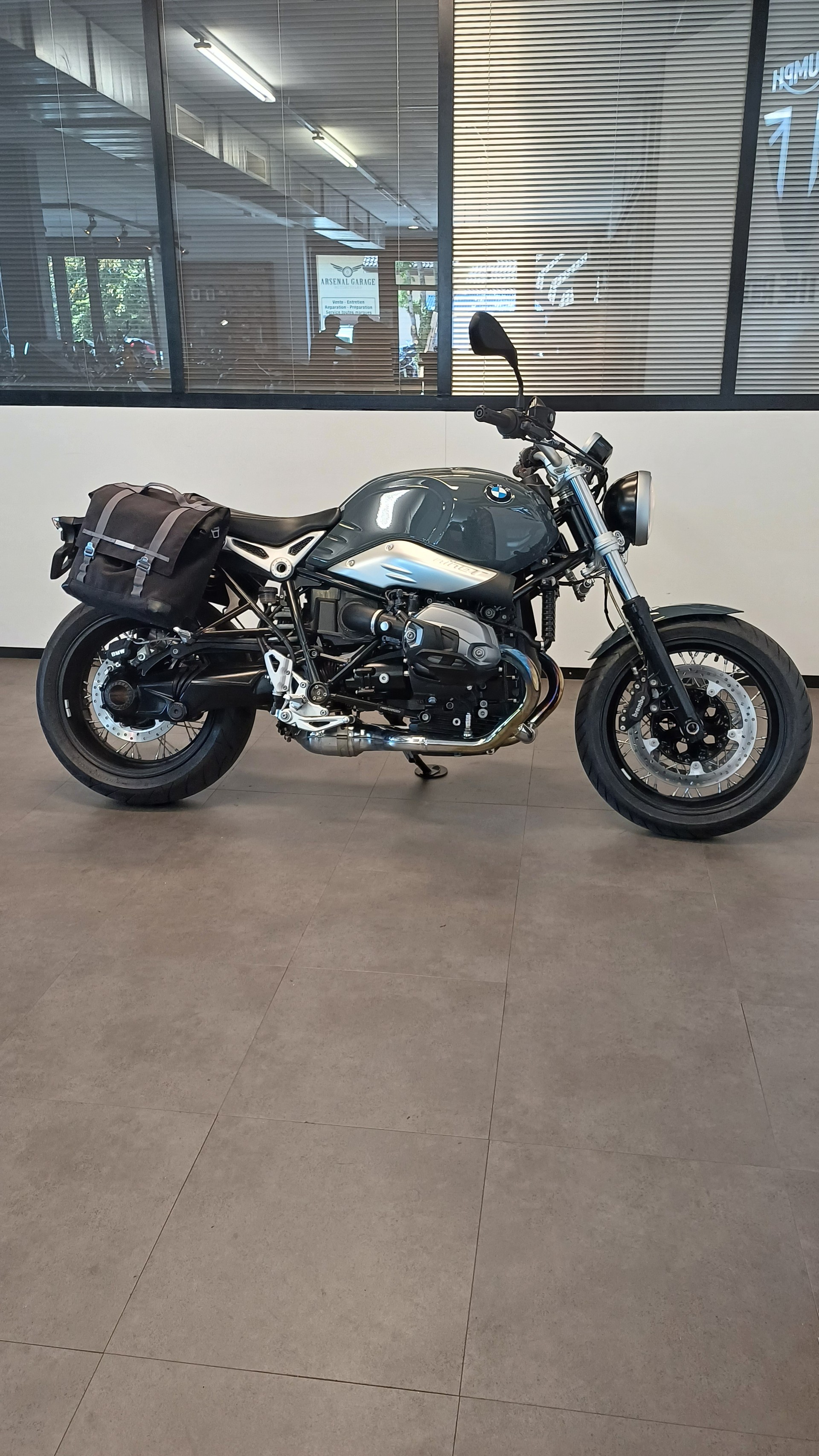 BMW R nineT Pure ABS-image-2