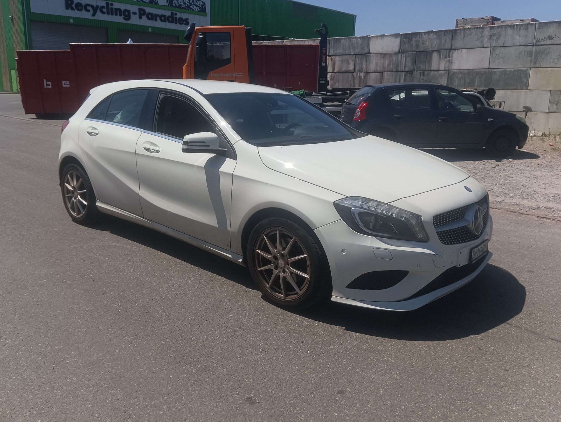 MERCEDES-BENZ A 200-image-3