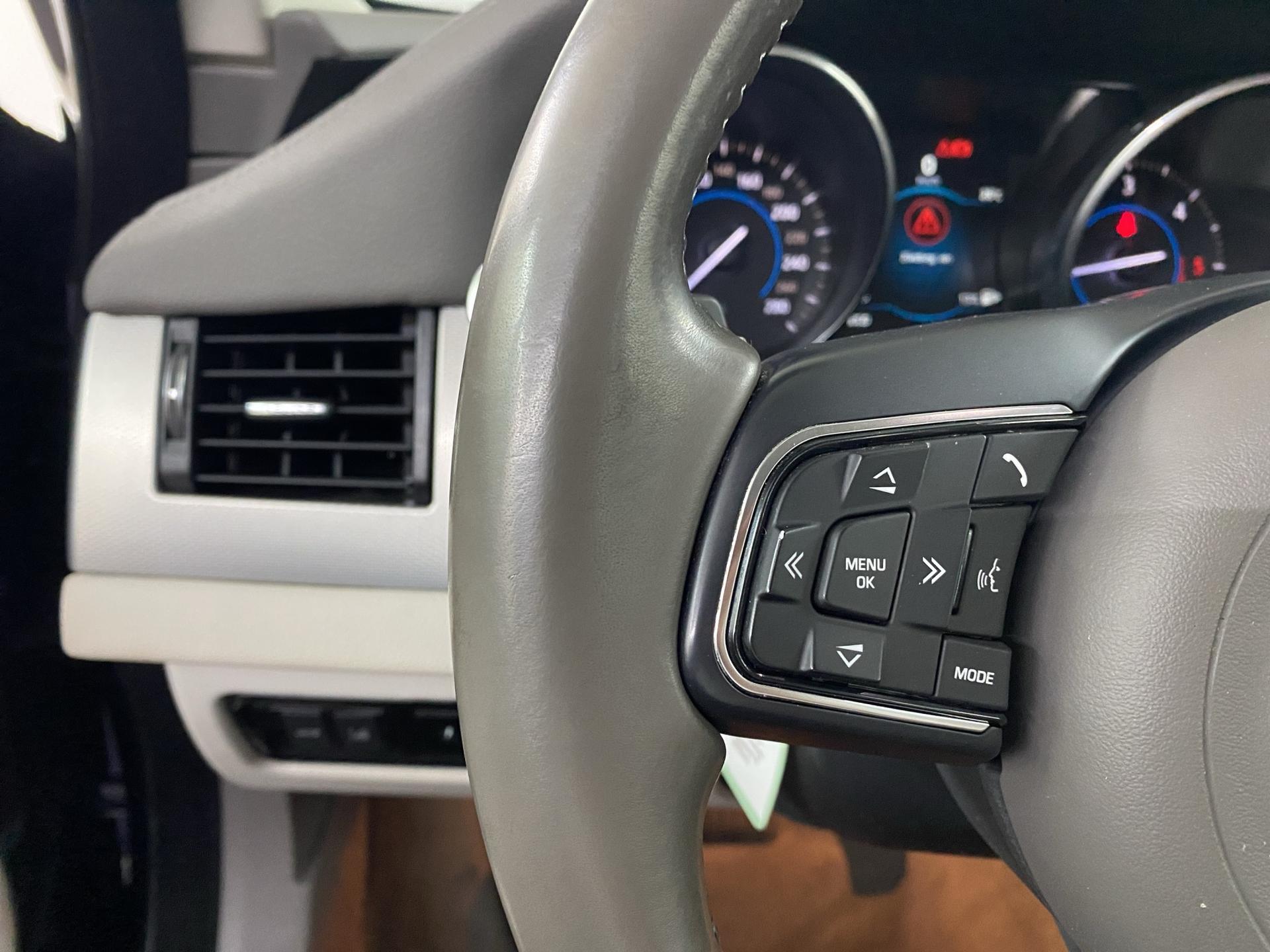 JAGUAR XF 20d Prestige Automatic-image-20