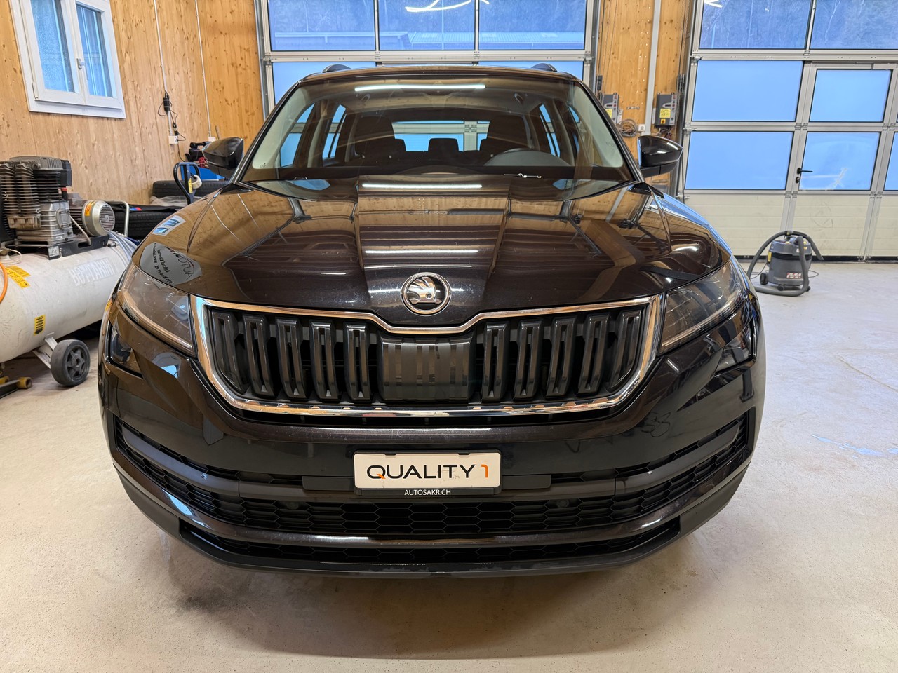 SKODA Kodiaq 2.0 TSI Ambition DSG 4x4-showroom-element-1