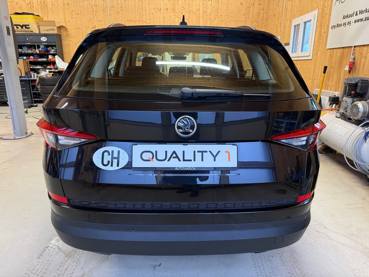 SKODA Kodiaq 2.0 TSI Ambition DSG 4x4-showroom-element-3
