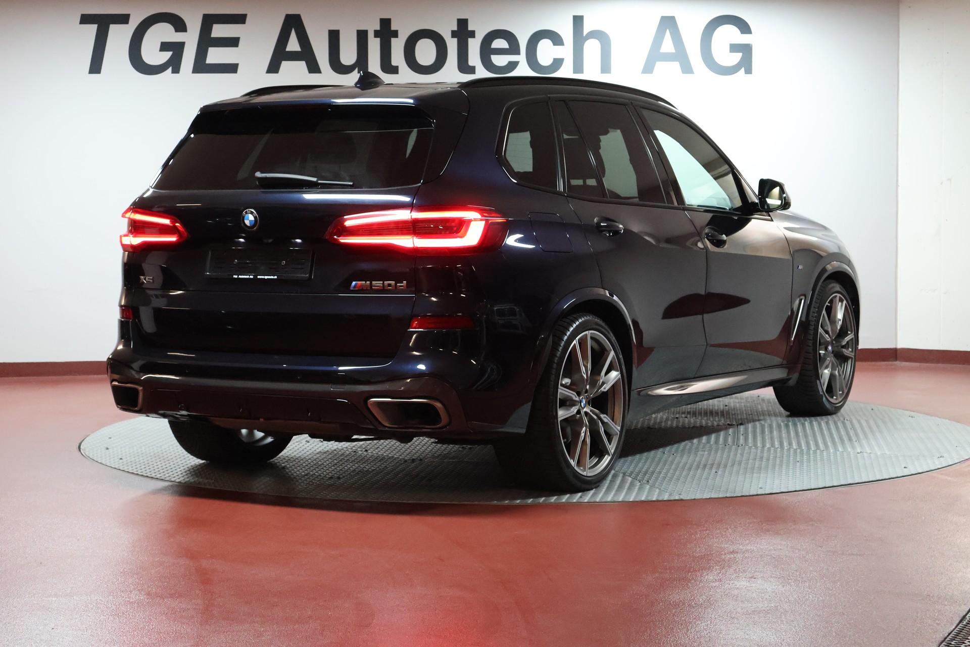 BMW X5 xDrive M50d Steptronic-image-20