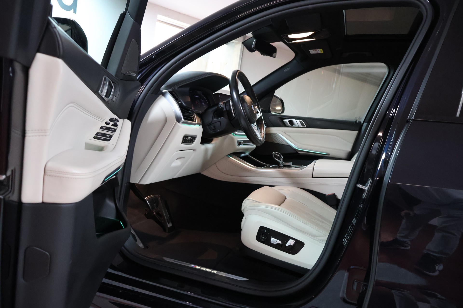 BMW X5 xDrive M50d Steptronic-image-6