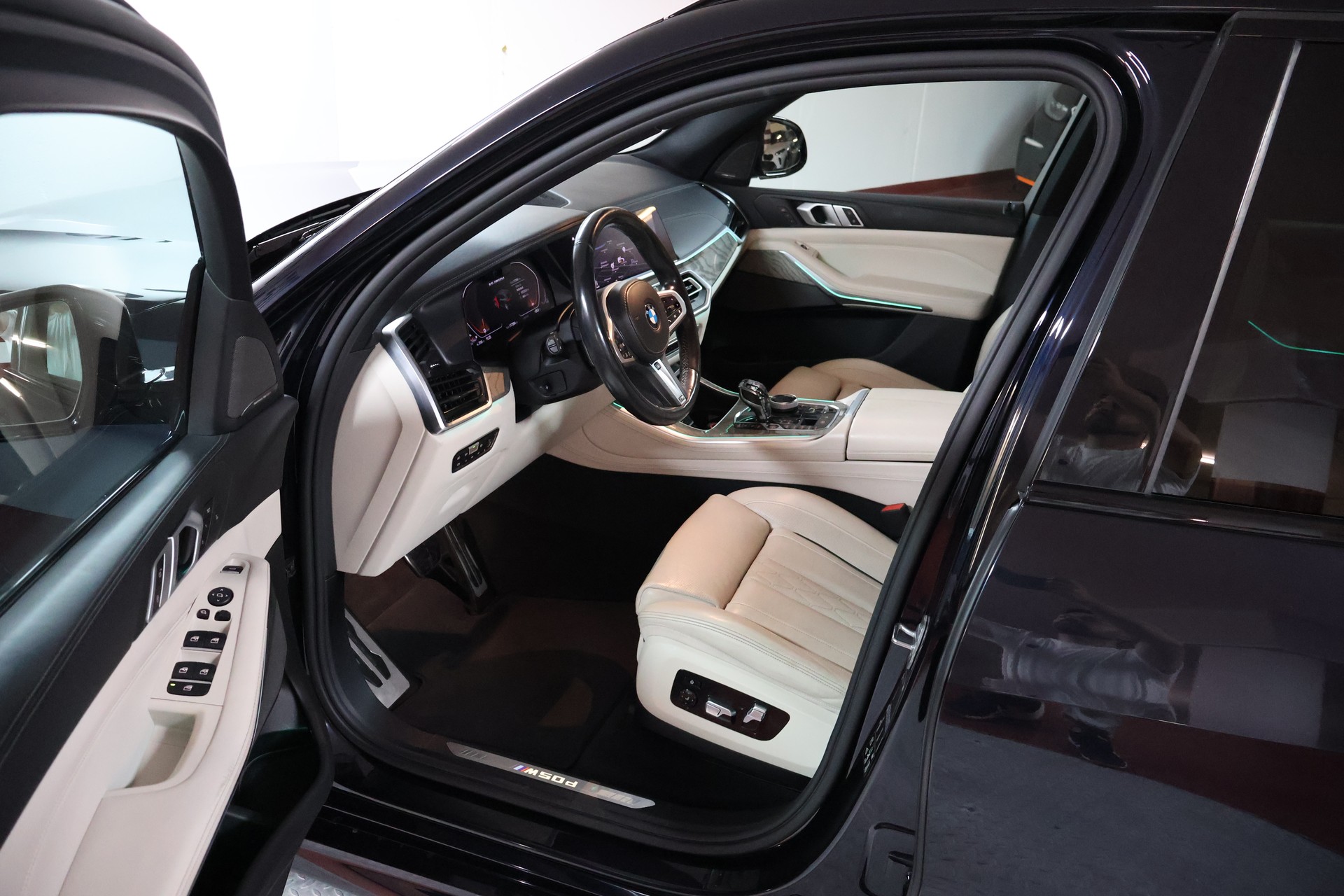 BMW X5 xDrive M50d Steptronic-image-7