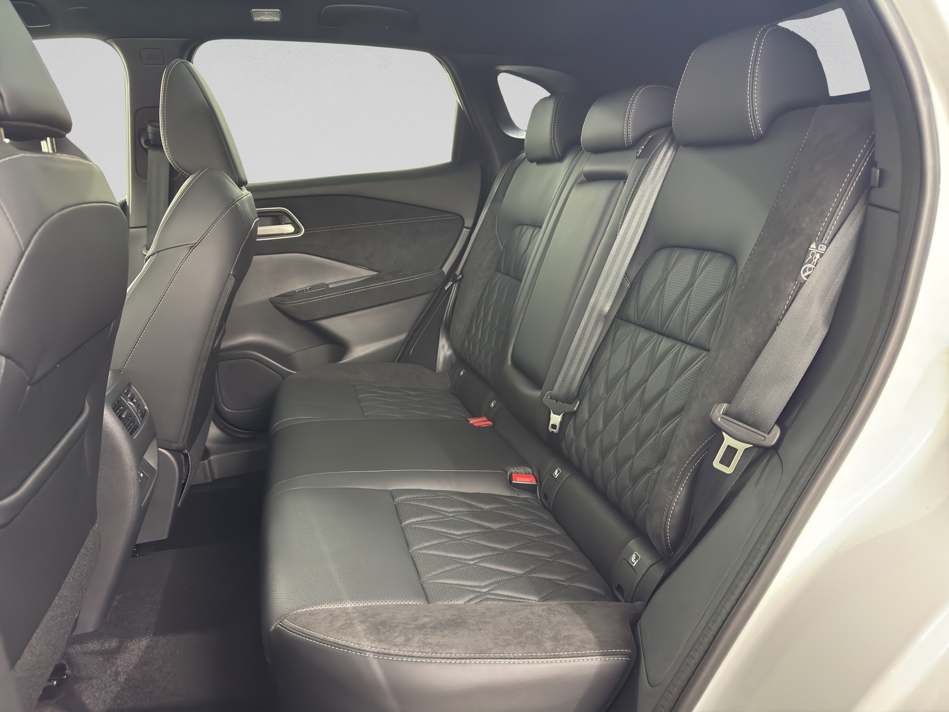 NISSAN Qashqai 1.5 VC-T e-Power Tekna+-image-11