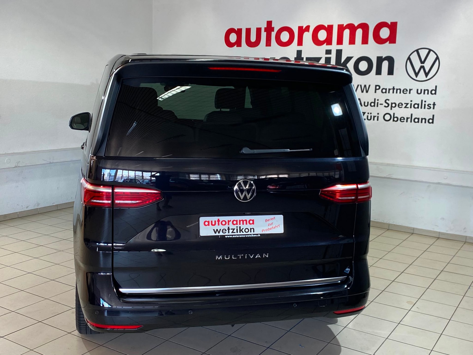 VW Multivan 2.0 TDI Style DSG-showroom-element-3