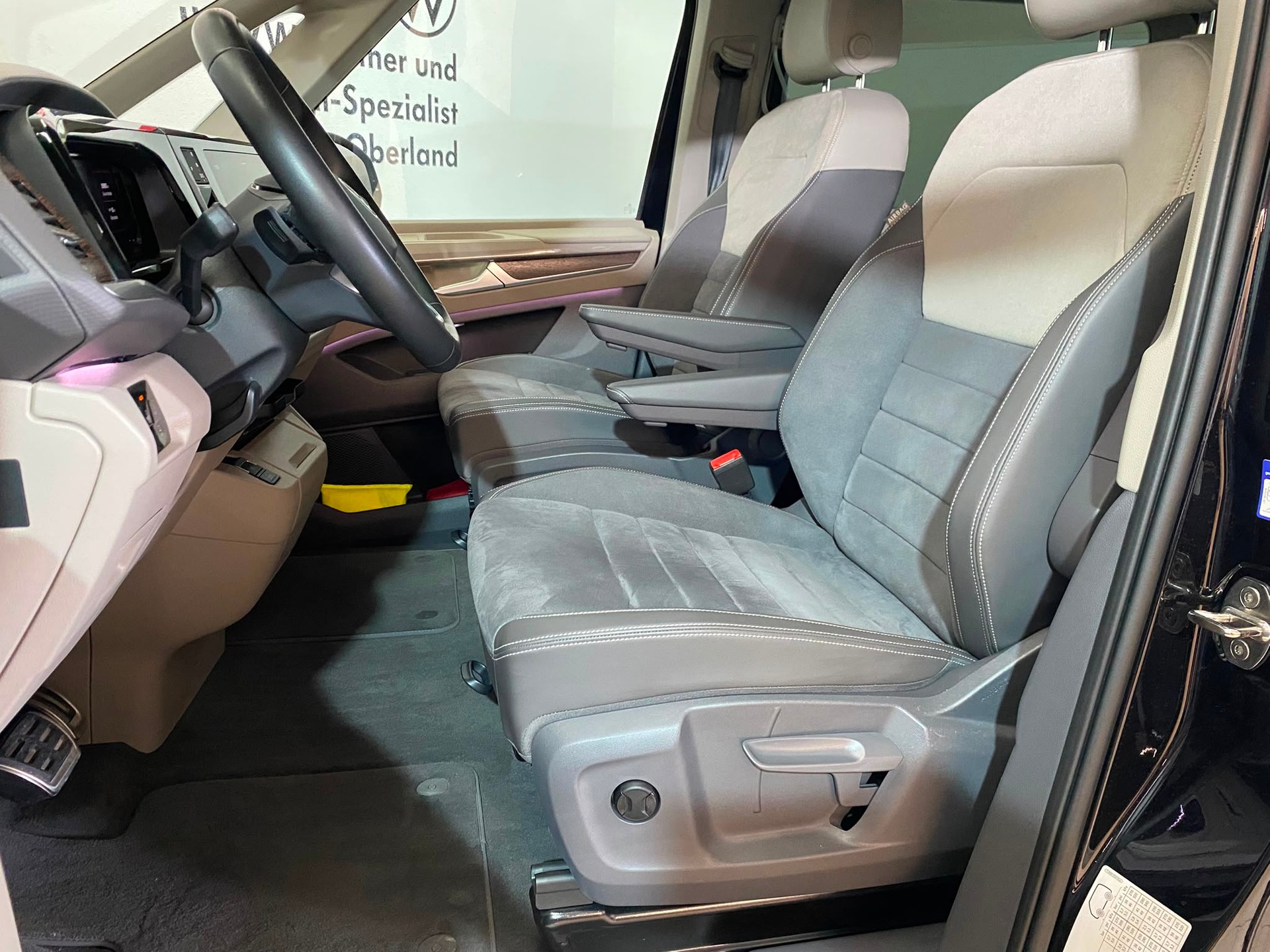 VW Multivan 2.0 TDI Style DSG-image-6