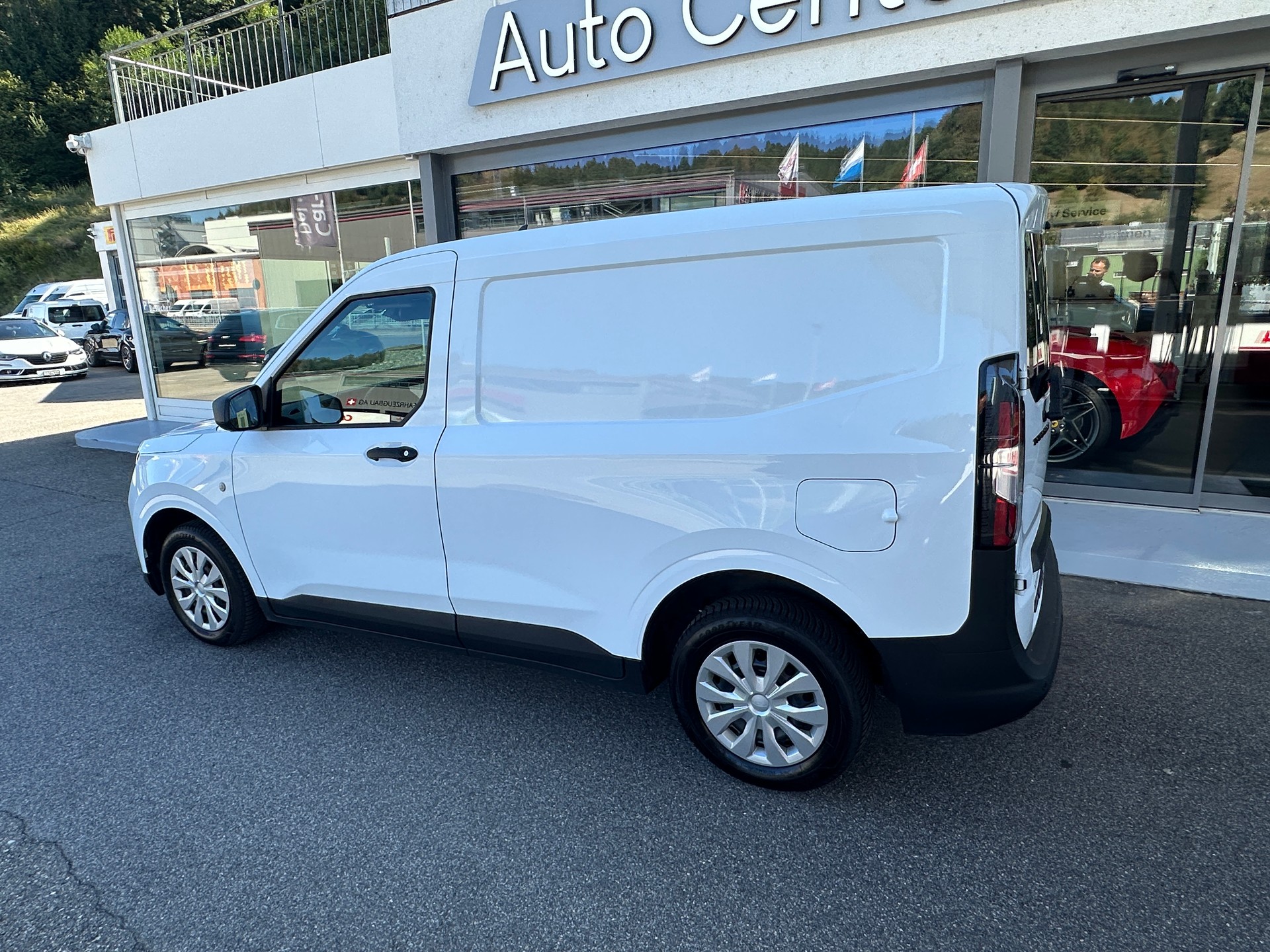 FORD Transit Courier Van 1.5 EcoBlue Trend-image-5