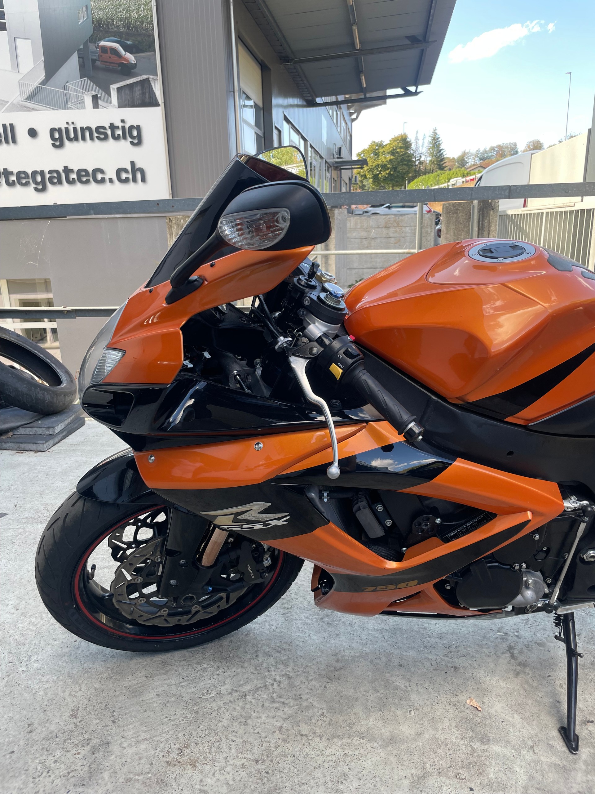 SUZUKI GSX-R 750 K6-image-1