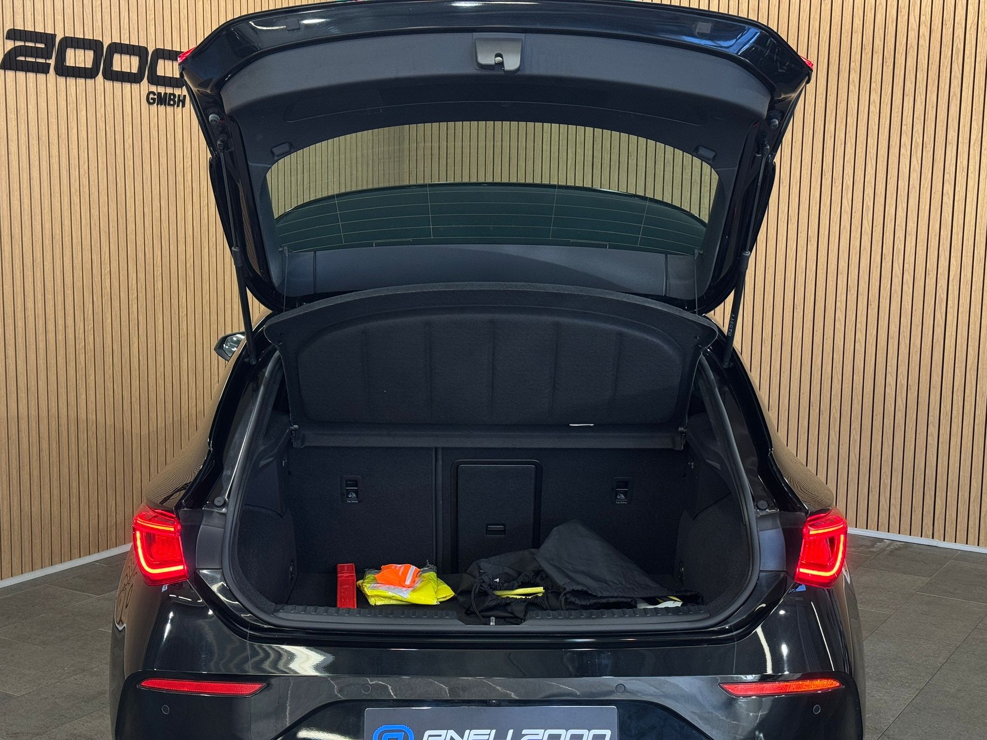 CUPRA LEON 1.4 e-HYBRID pHEV DSG-image-7