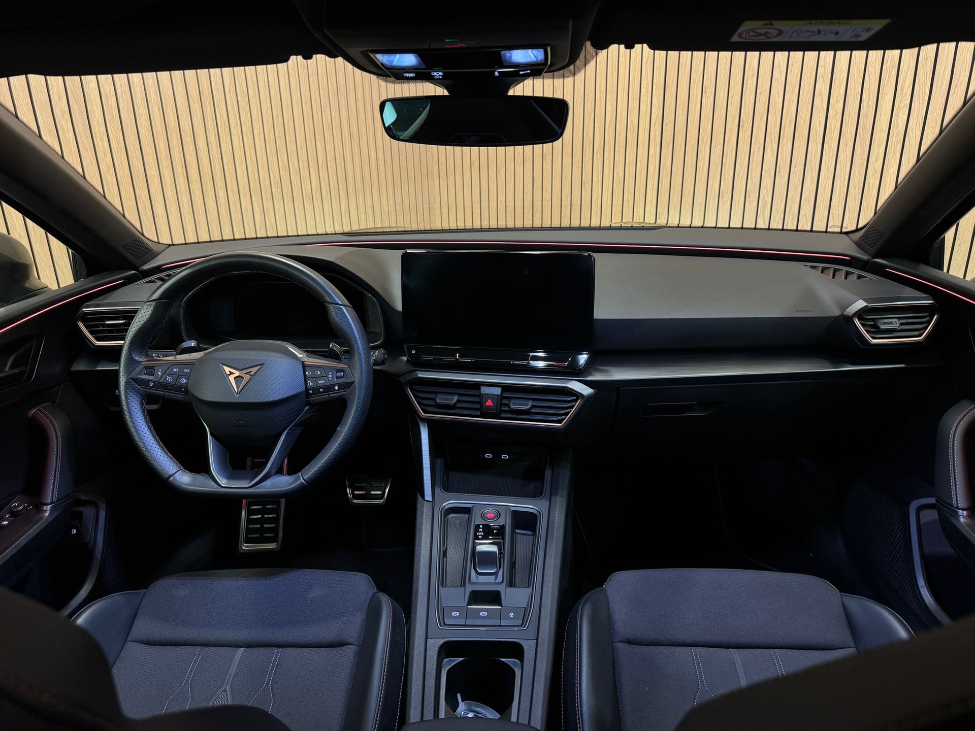 CUPRA LEON 1.4 e-HYBRID pHEV DSG-image-9