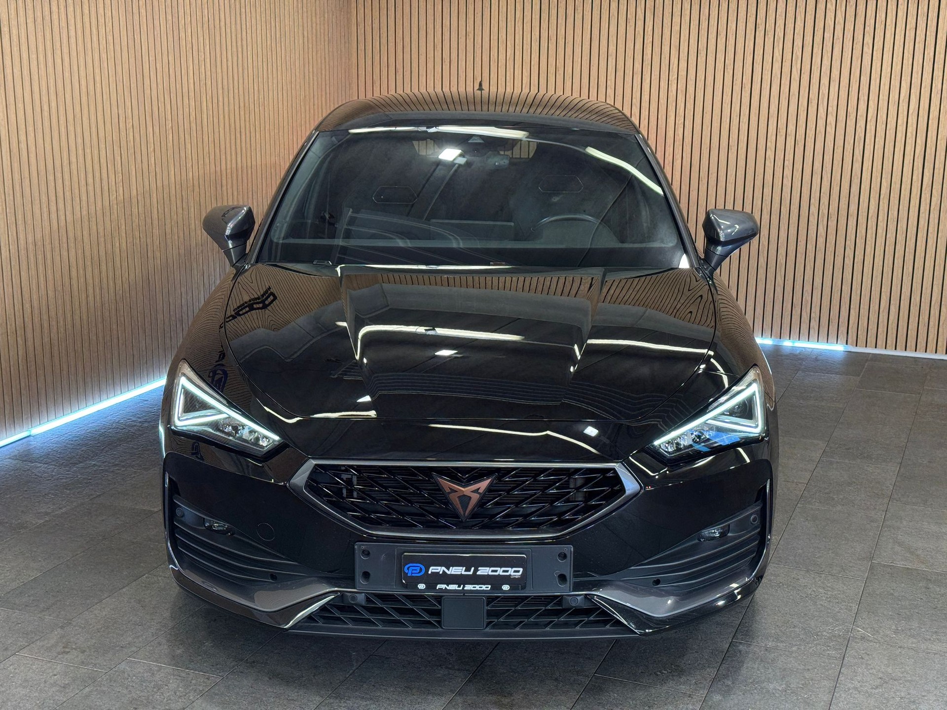 CUPRA LEON 1.4 e-HYBRID pHEV DSG-showroom-element-1
