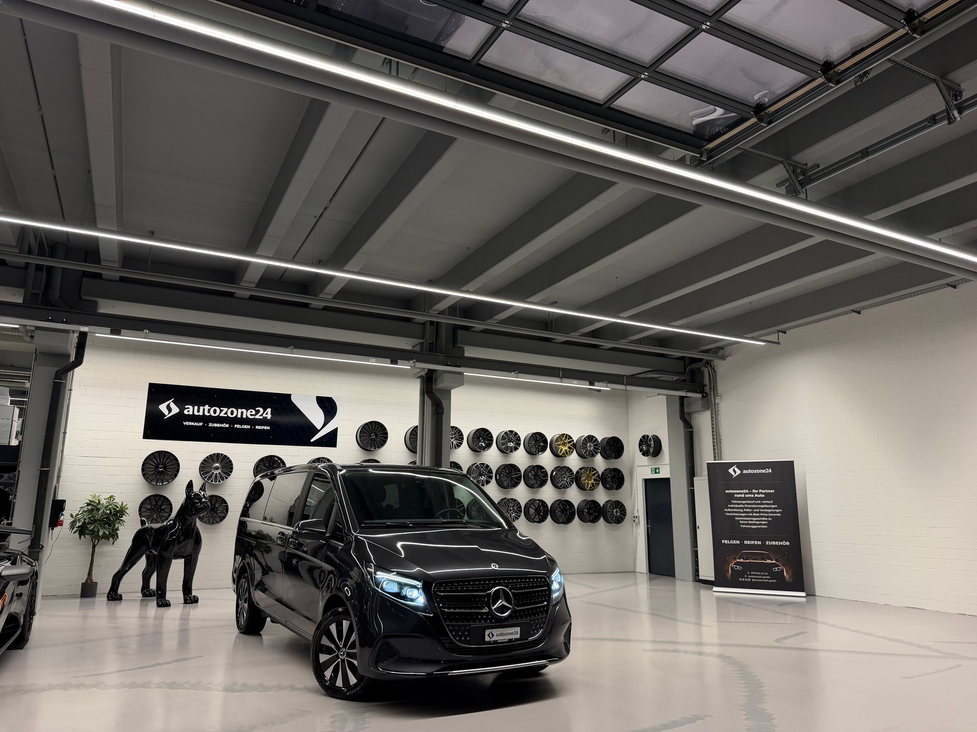MERCEDES-BENZ V 250 d Avantgarde 4Matic lang Van *CH-Auto*Graits Service*Werksgarantie MSI bis 17.12.2027*7-Platz*-image-8