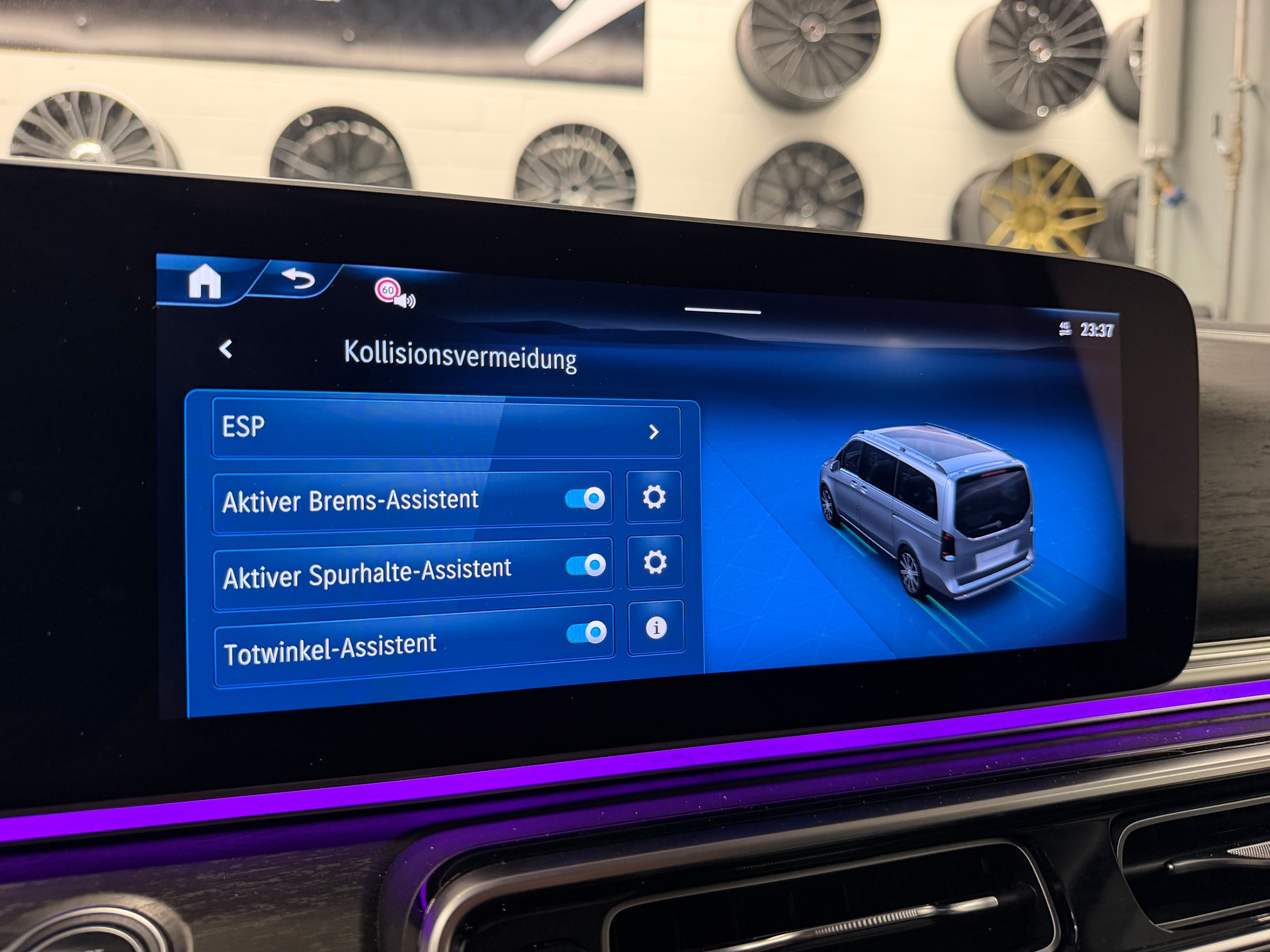 MERCEDES-BENZ V 250 d Avantgarde 4Matic lang Van *CH-Auto*Graits Service*Werksgarantie MSI bis 17.12.2027*7-Platz*-image-25