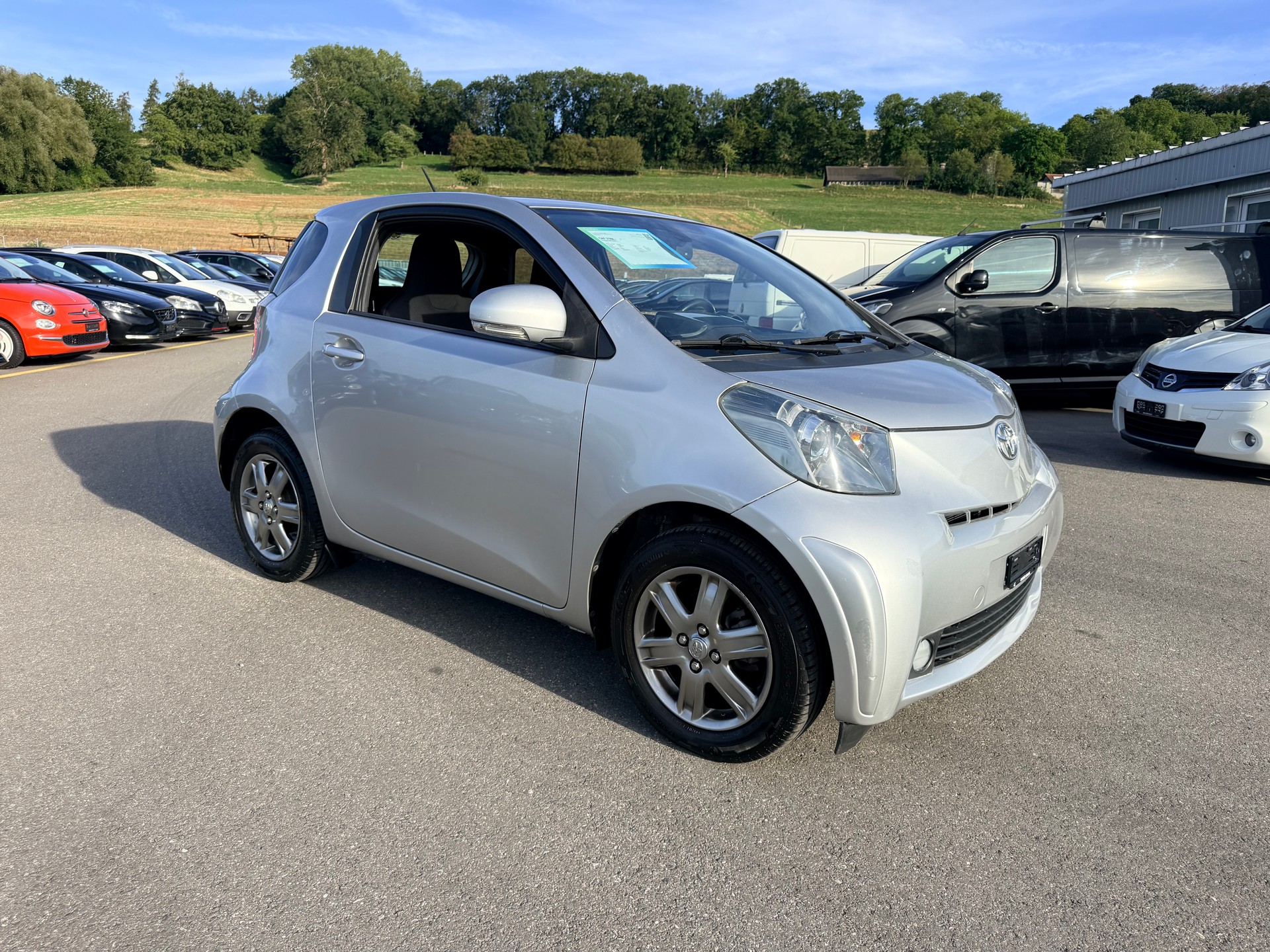 TOYOTA iQ2 1.0 VVT-i-image-5