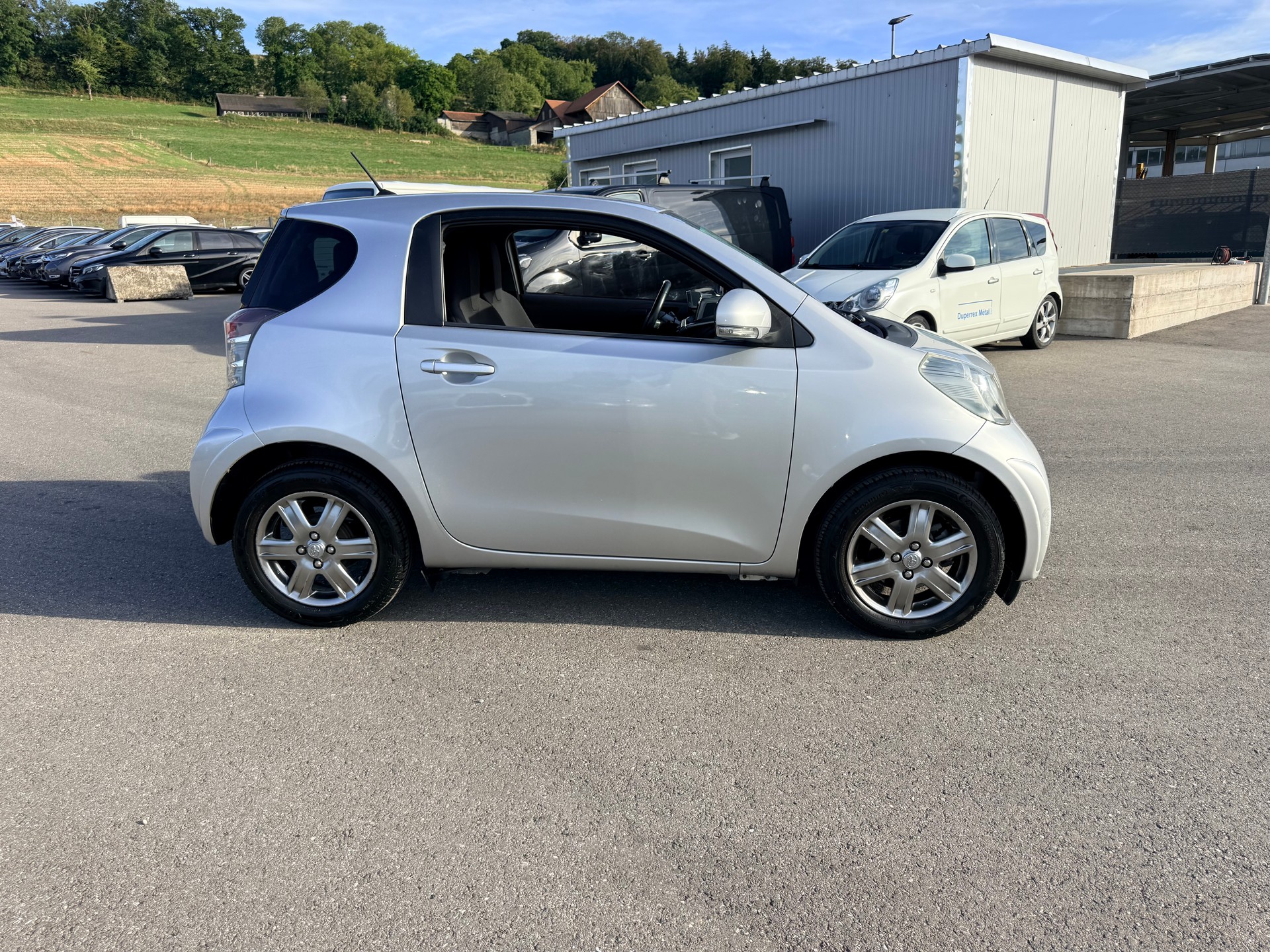 TOYOTA iQ2 1.0 VVT-i-image-7