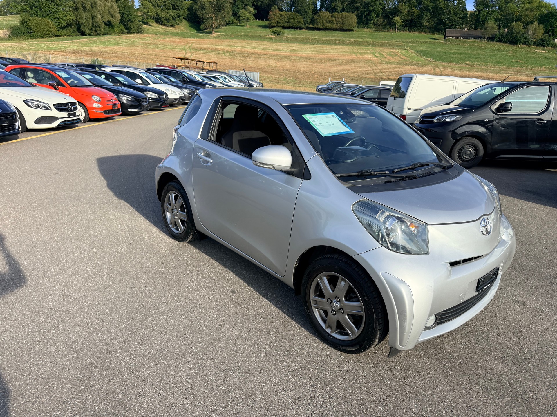 TOYOTA iQ2 1.0 VVT-i-image-6