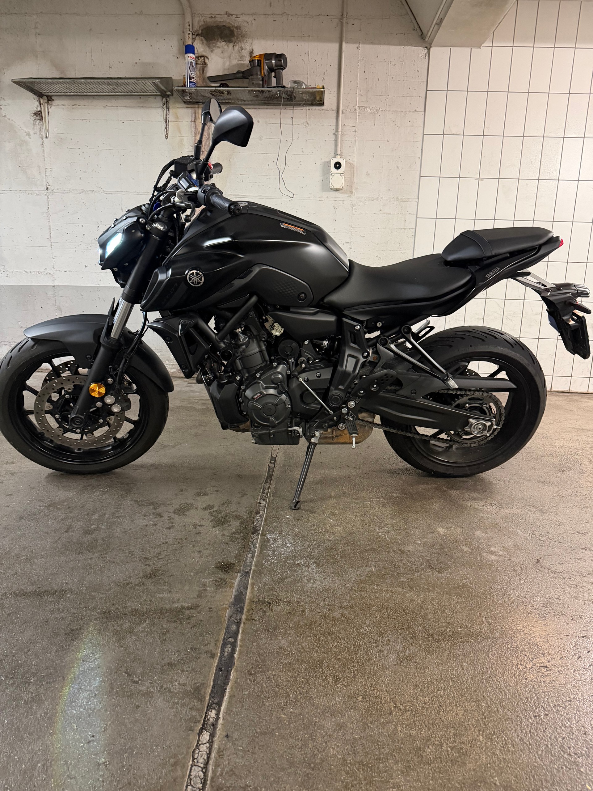 YAMAHA MT-07 (35KW)-image-1