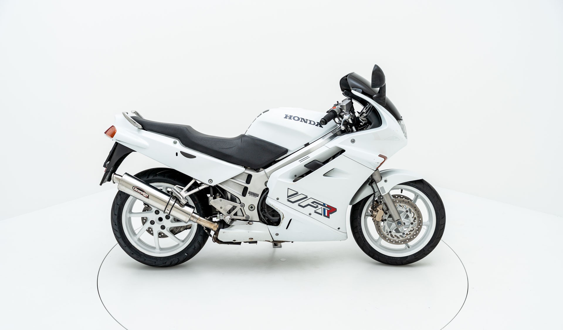 HONDA VFR 750 F L-image-0