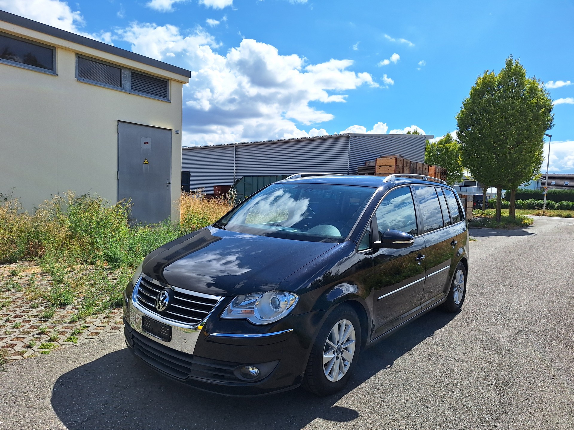 VW Touran 1.4 TSI Trendline-showroom-element-1