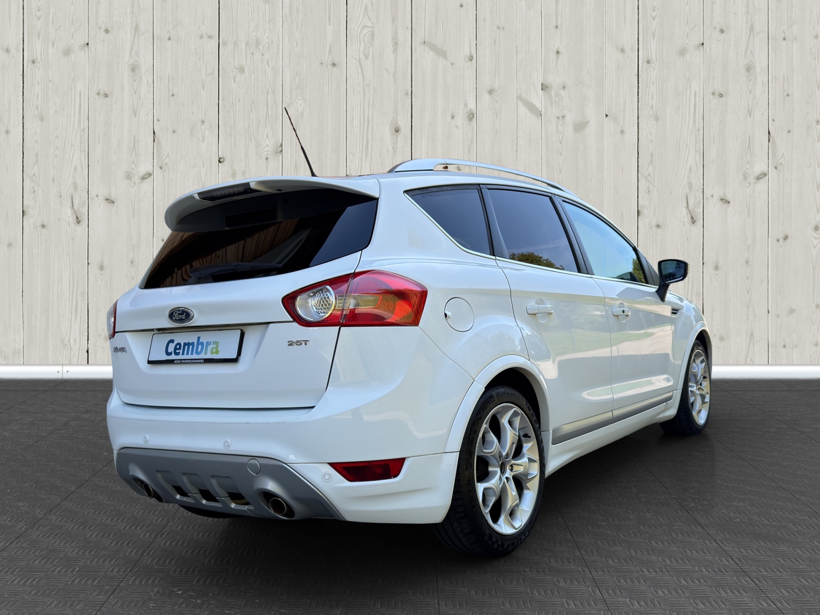 FORD Kuga 2.5 Turbo Titanium 4WD Automatic-image-6