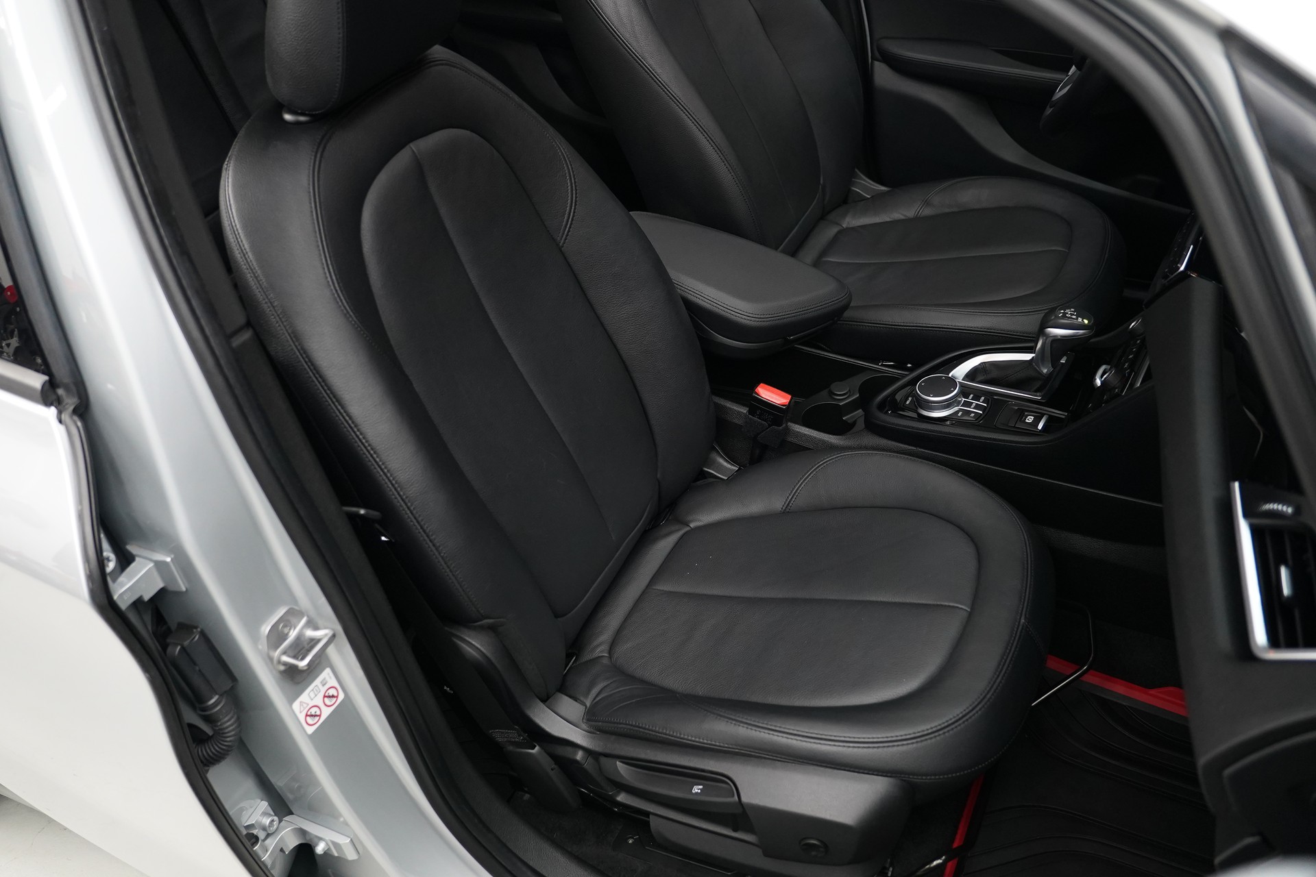 BMW 225i xDrive Active Tourer Steptronic-image-18