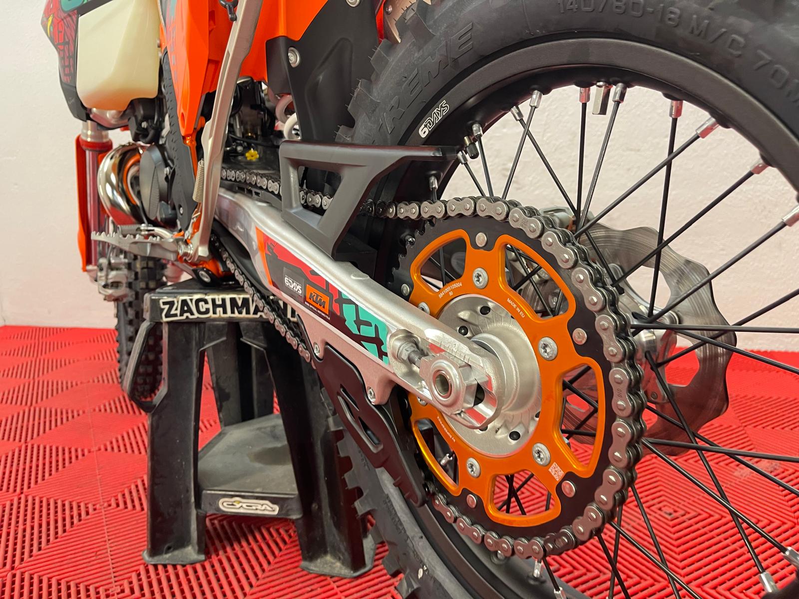 KTM 300 EXC SixDays 2027-image-7
