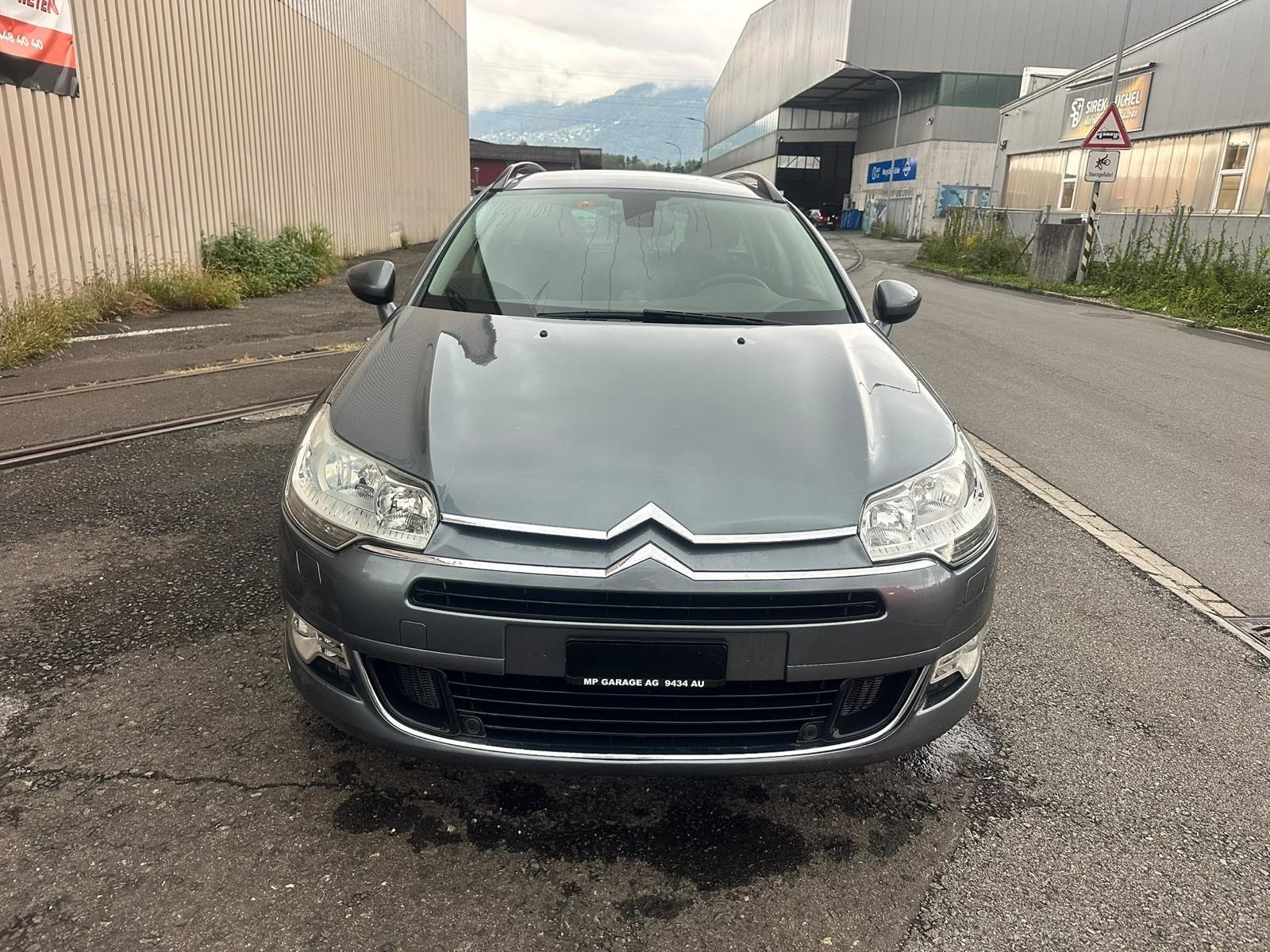 CITROEN C5 Tourer 2.0 HDi Dynamique+ Automatic