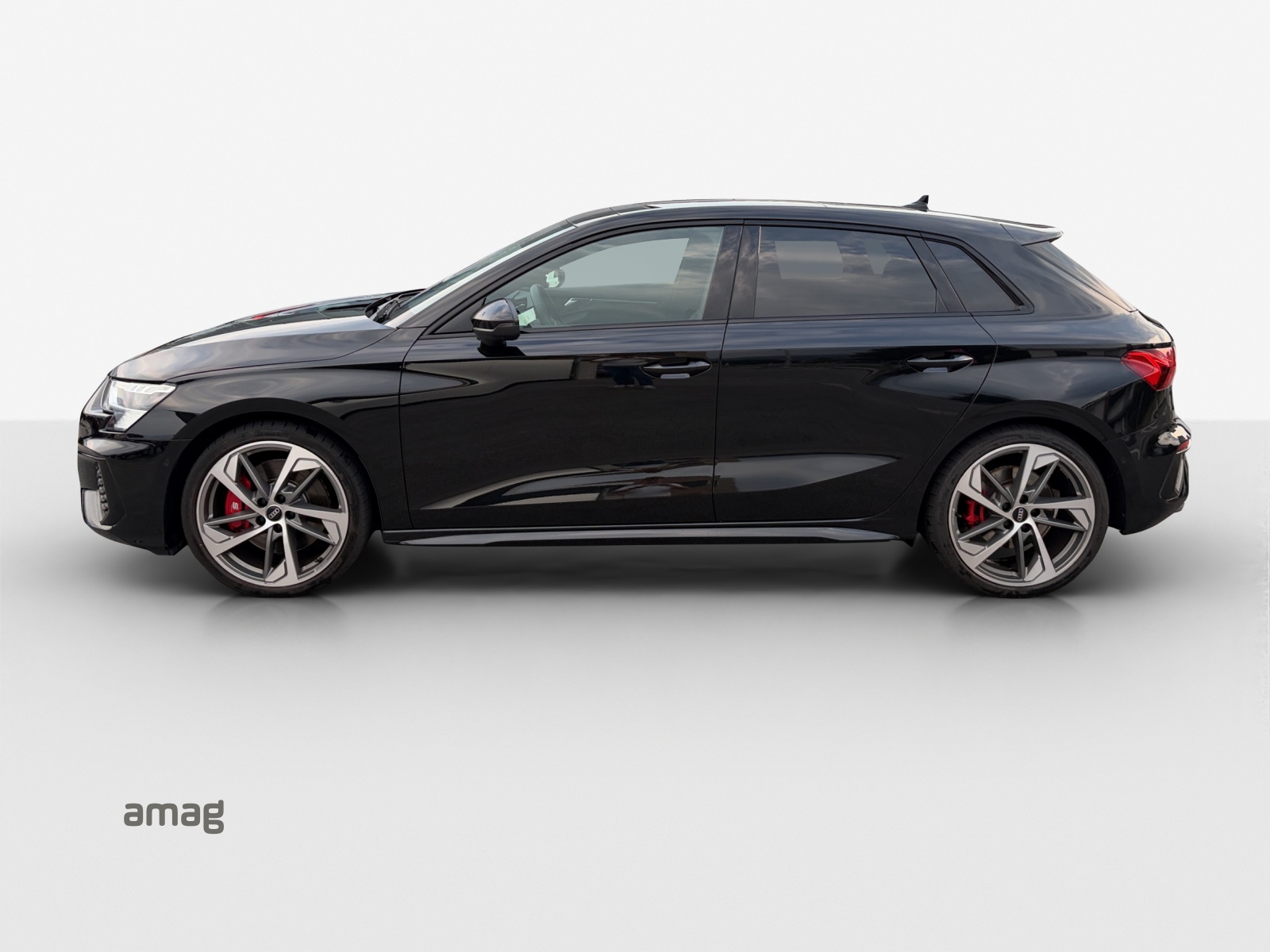 AUDI S3 Sportback 2.0 TFSI quattro S-tronic-showroom-element-1