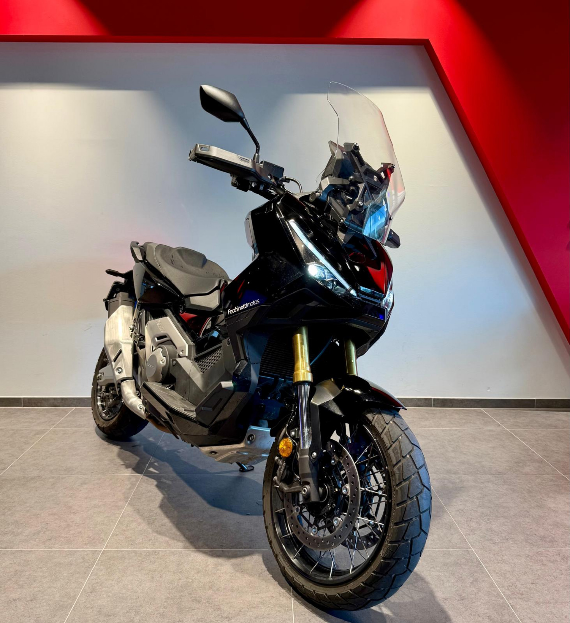HONDA X-ADV 750-image-0