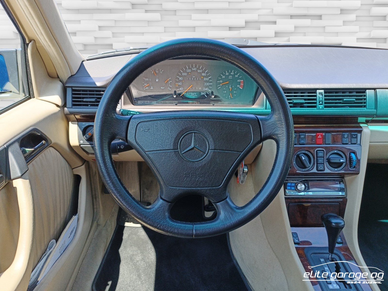 MERCEDES-BENZ E 420 Automatic-image-9
