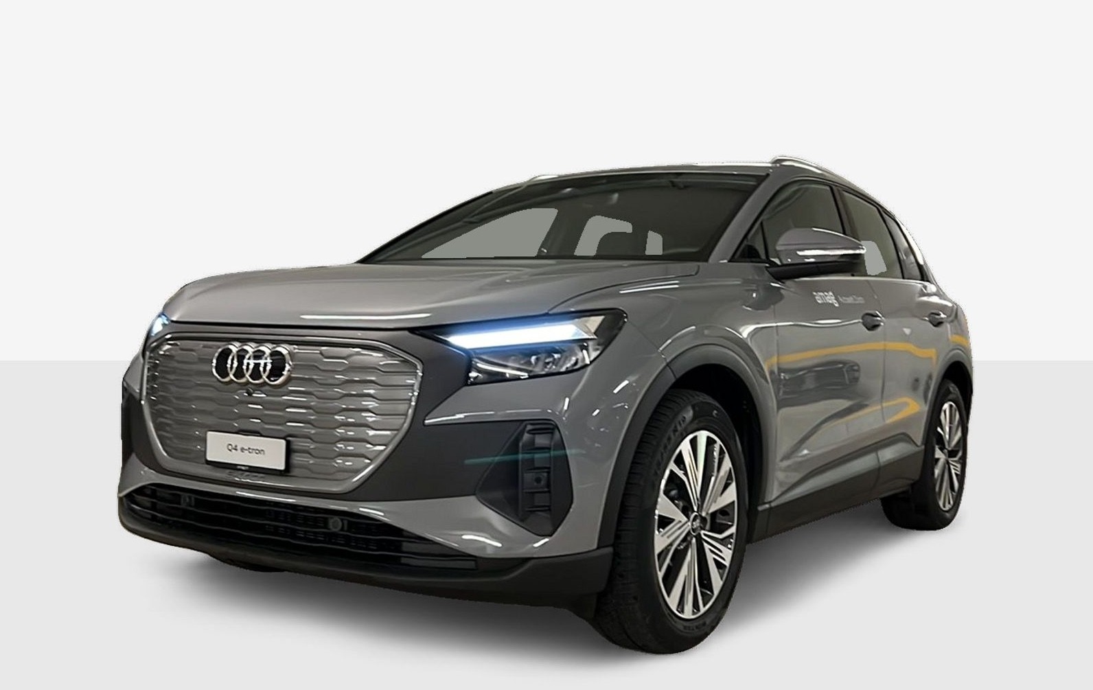 AUDI Q4 e-tron 40-image-4